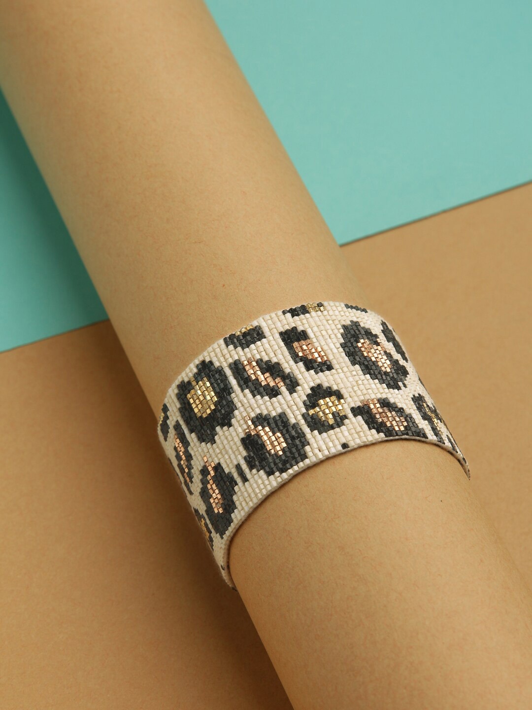 

STREET 9 Women Off-White & Black Leopard Printed Cuff Bracelet