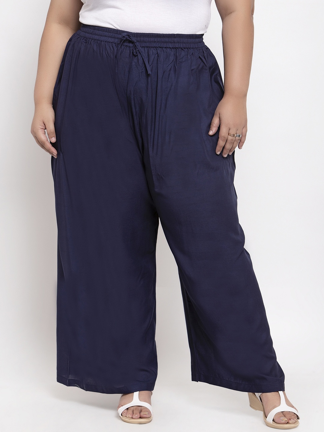 

plusS Women Navy Blue Solid Straight Palazzos