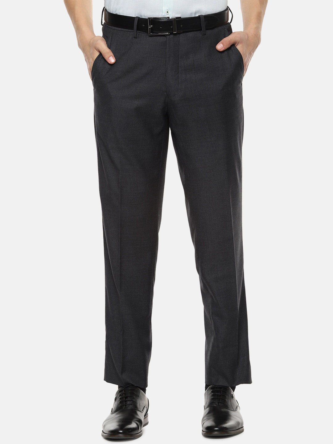 

Van Heusen Men Black Regular Fit Solid Formal Trousers
