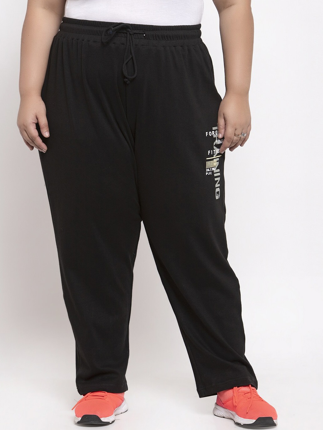 plusS Women Black Solid Straight-Fit Track Pants