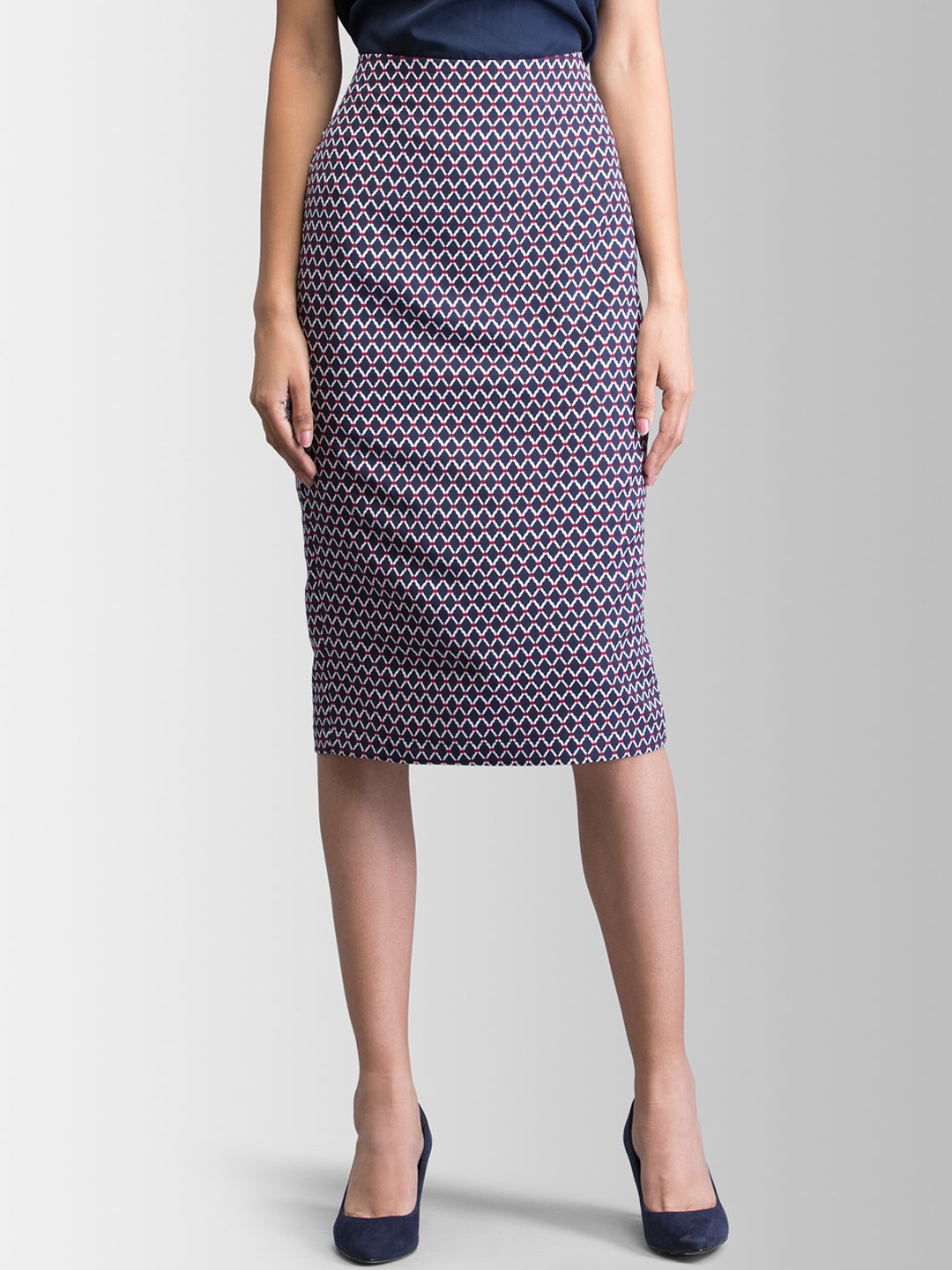 

FableStreet Women Navy Blue & White Printed Pencil Skirt