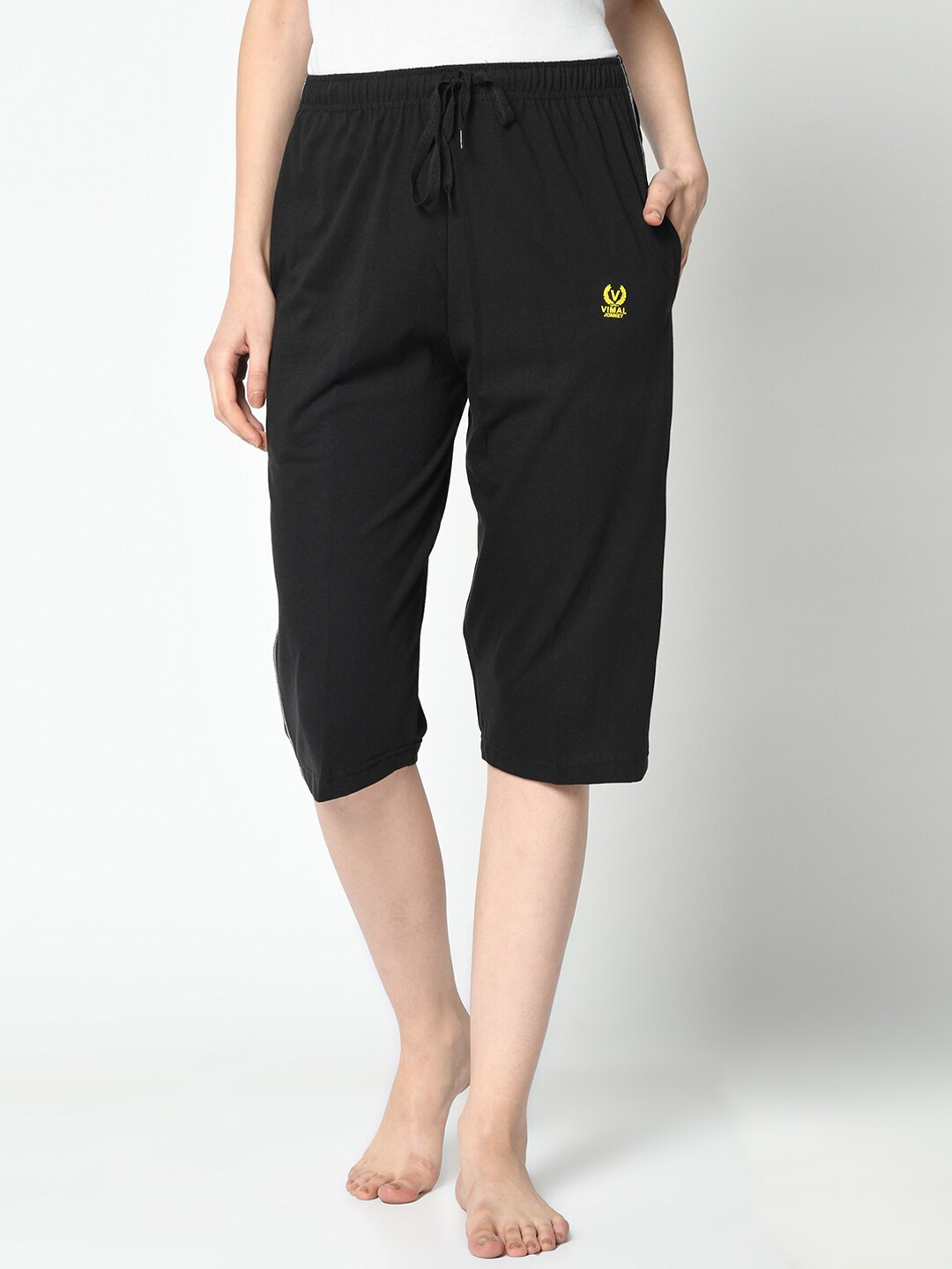 

MACK JONNEY Women Black Solid Lounge Shorts