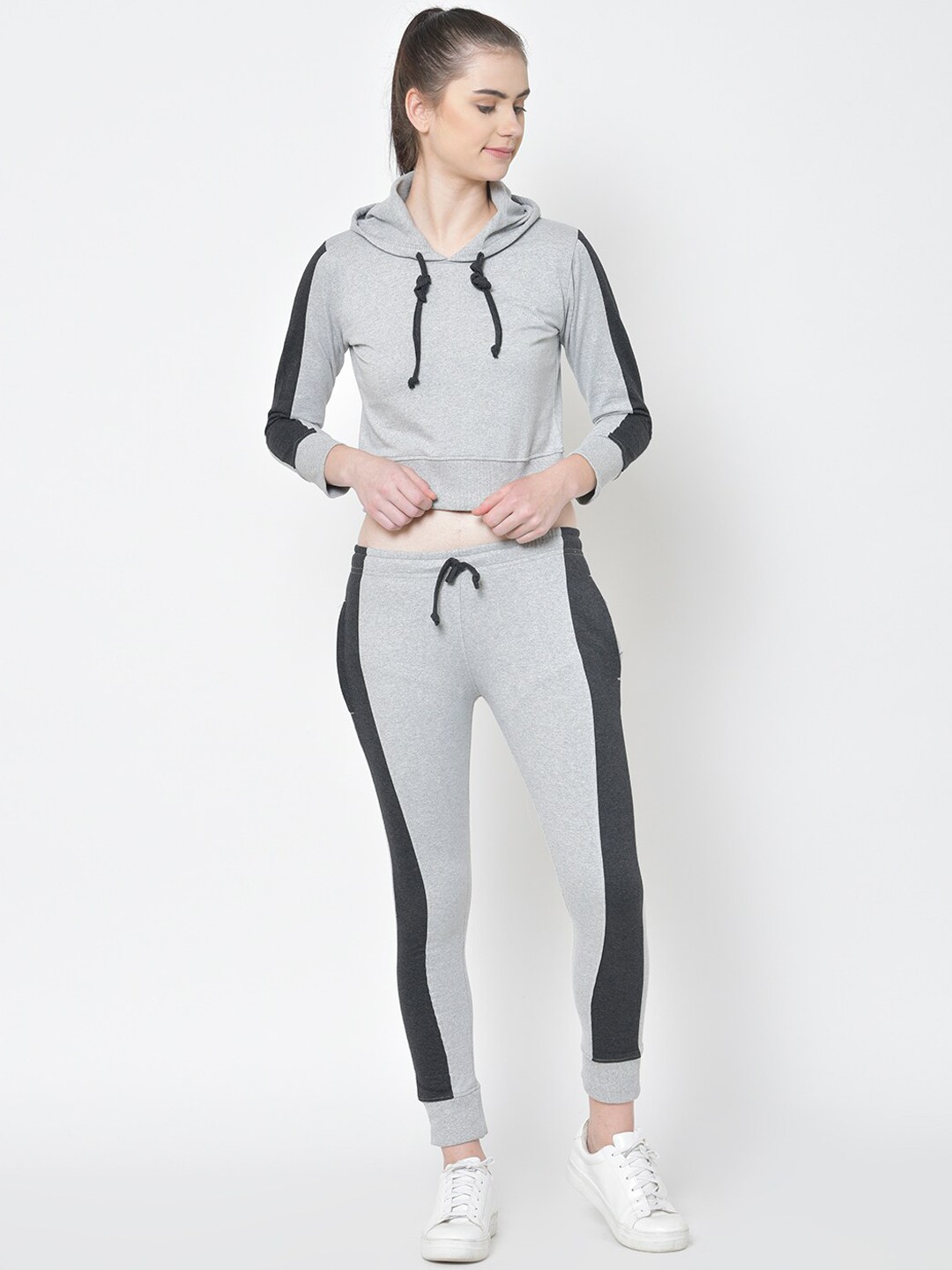

American-Elm Women Grey Melange Solid Slim-Fit Hooded Tracksuit