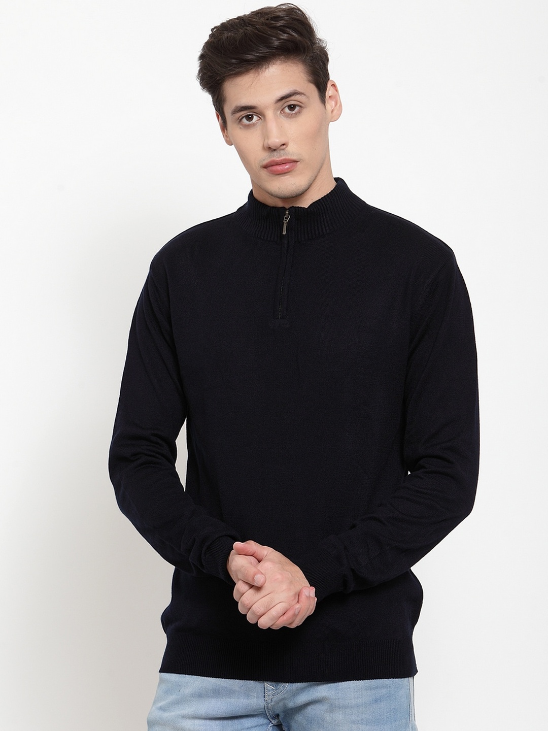 

Kalt Men Navy Blue Solid Pullover Sweater