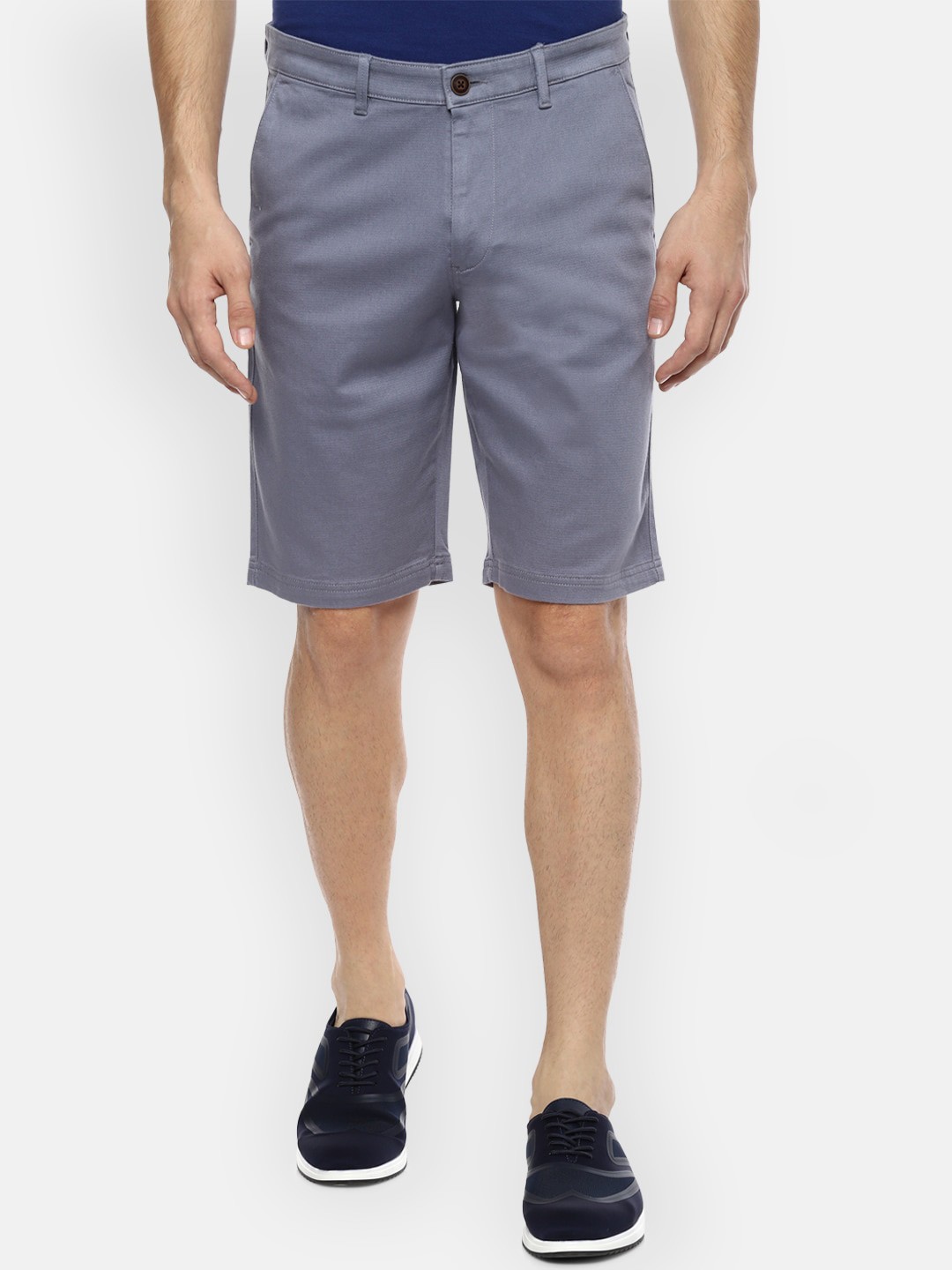 

Van Heusen Sport Men Grey Solid Regular Fit Regular Shorts