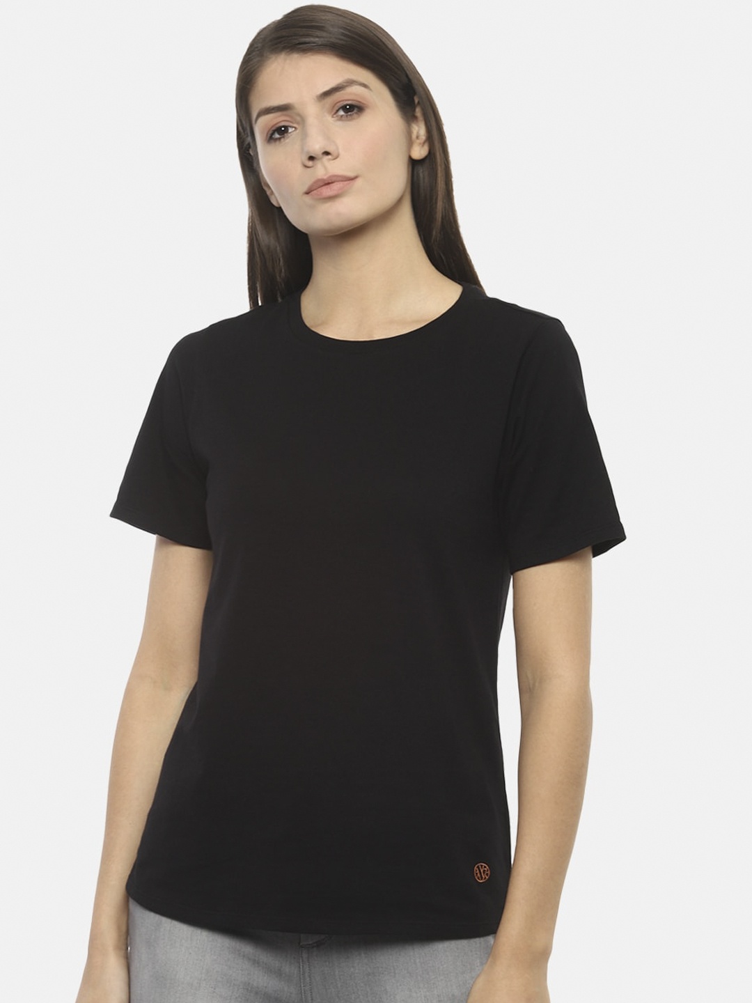 

Van Heusen Woman Women Black Solid Round Neck T-shirt