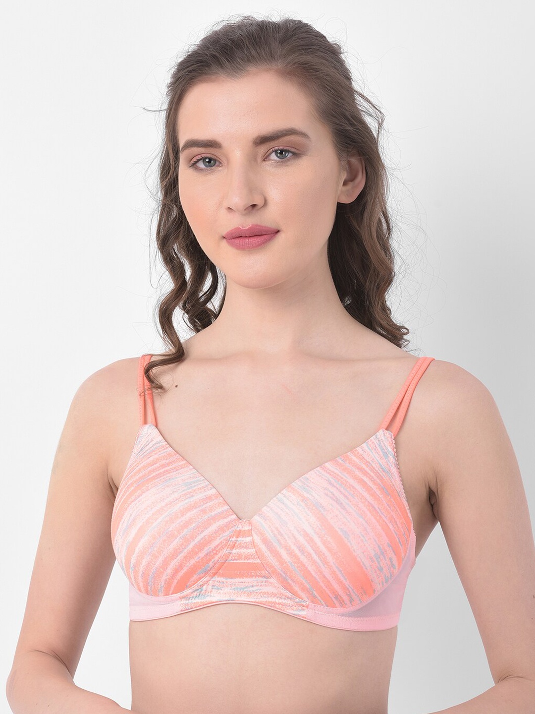 

Clovia Peach-Coloured Printed Non-Wired Lightly Padded T-shirt Bra BR1737J3436E