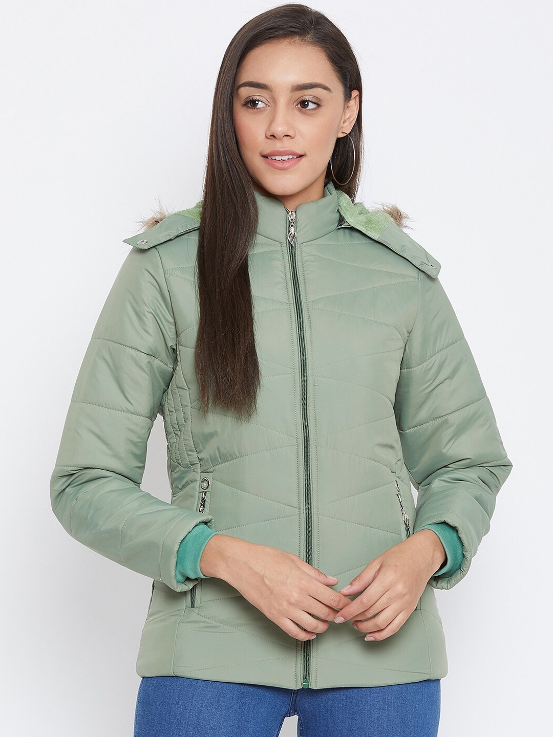 

Spirit Women Green Solid Windcheater Parka
