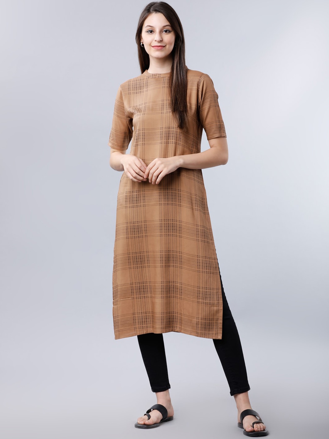 

Vishudh Women Brown Checked Straight Kurta