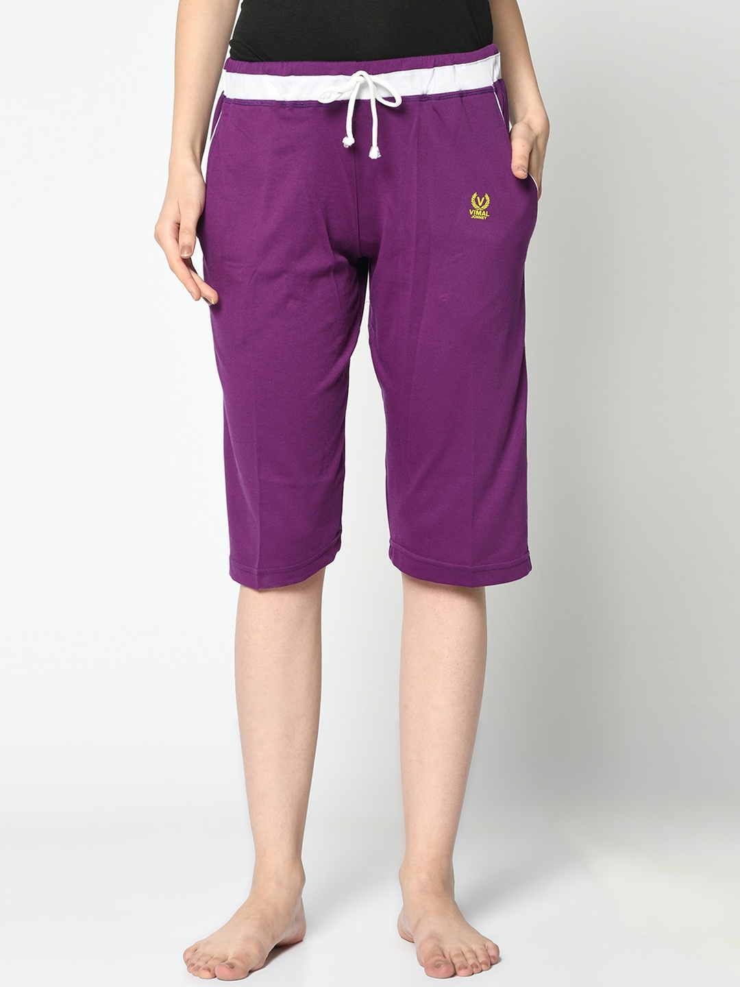 

VIMAL JONNEY Women Purple Solid Three-Quarter Length Lounge Shorts
