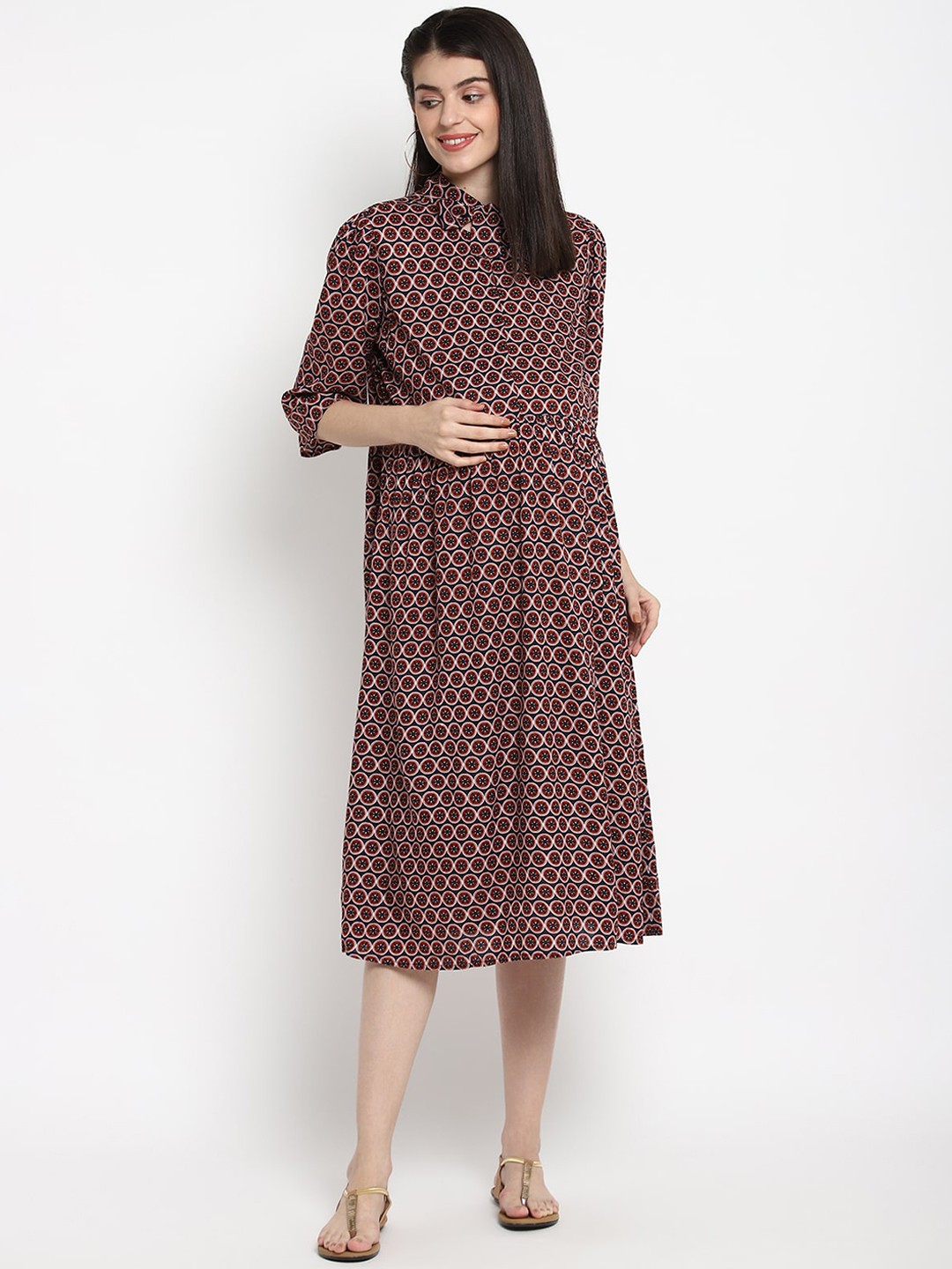 

The Vanca Women Red & Navy Blue Printed Maternity Dress