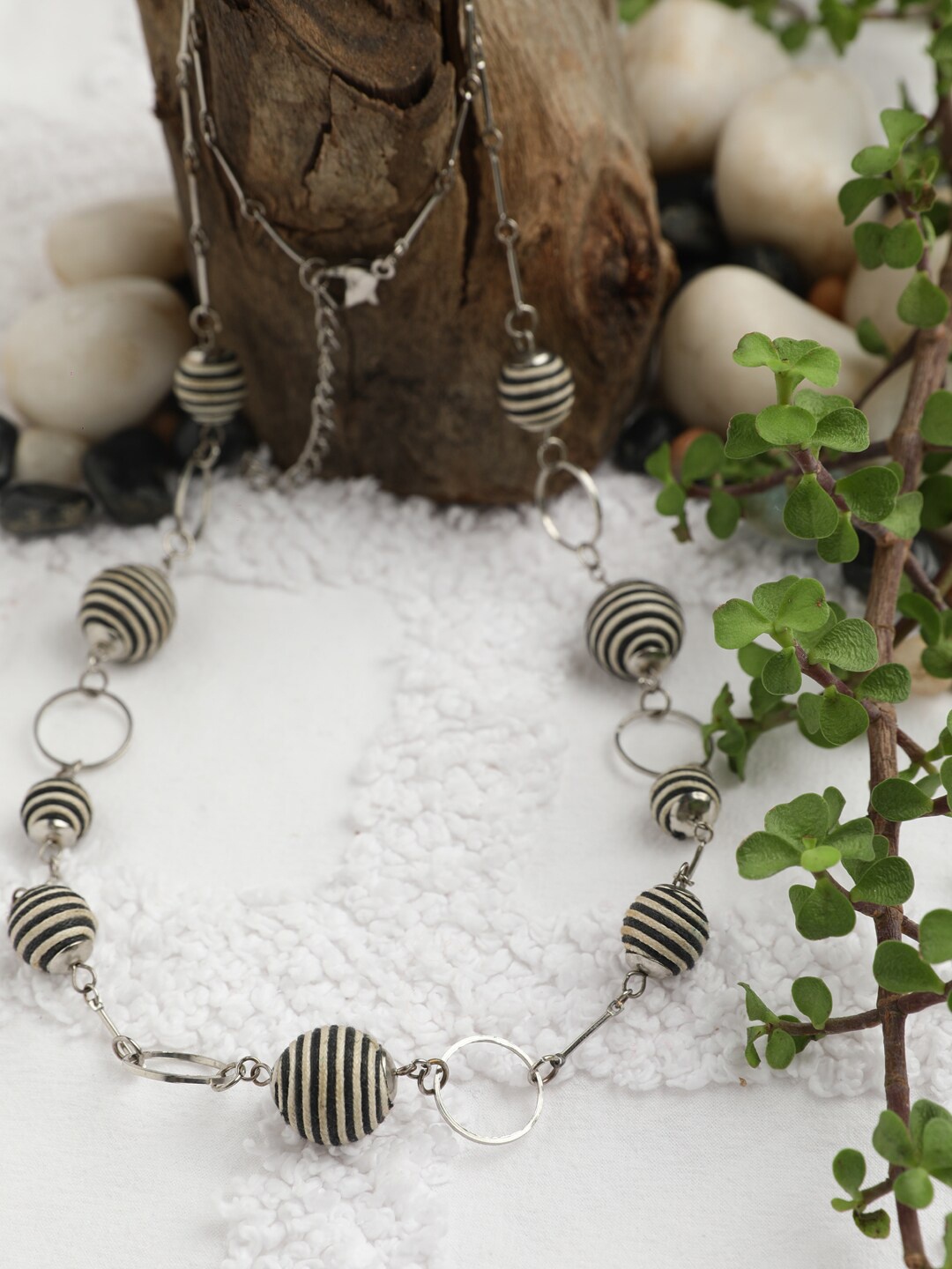 

STREET 9 Black & Silver-Toned Metal Chain