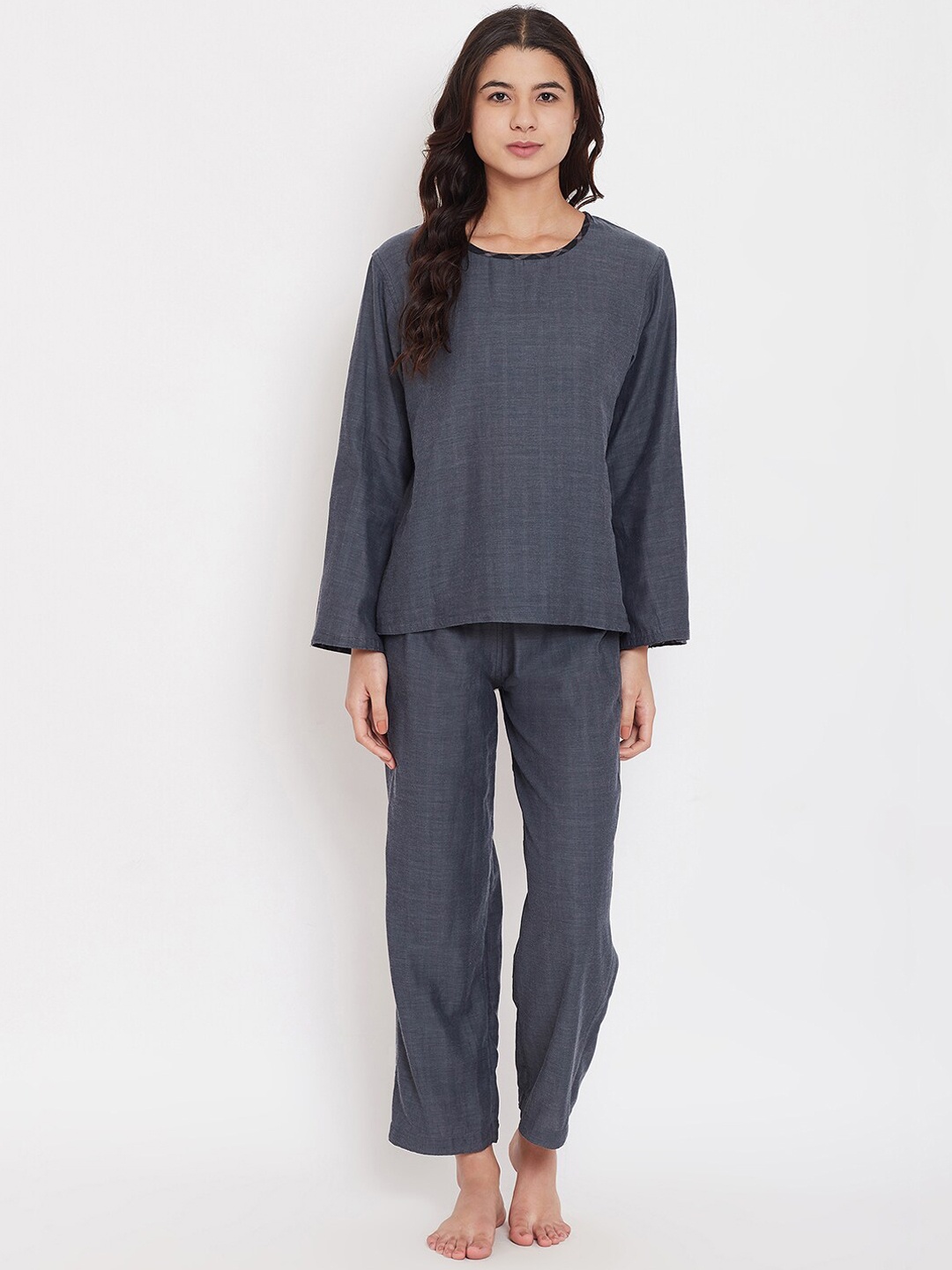 

The Kaftan Company Women Black & Grey Checked Night suit