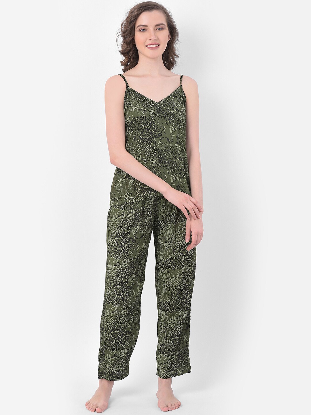 

Clovia Women Green Animal Printed Night suit