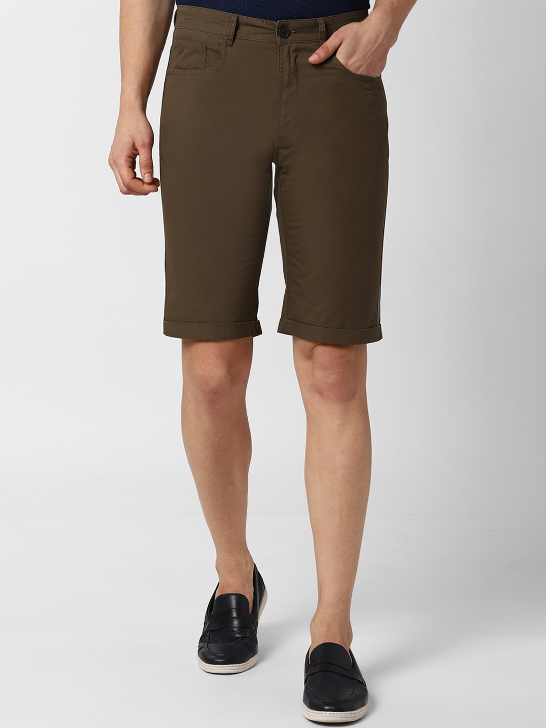 

Peter England Casuals Men Olive Brown Solid Regular Fit Shorts