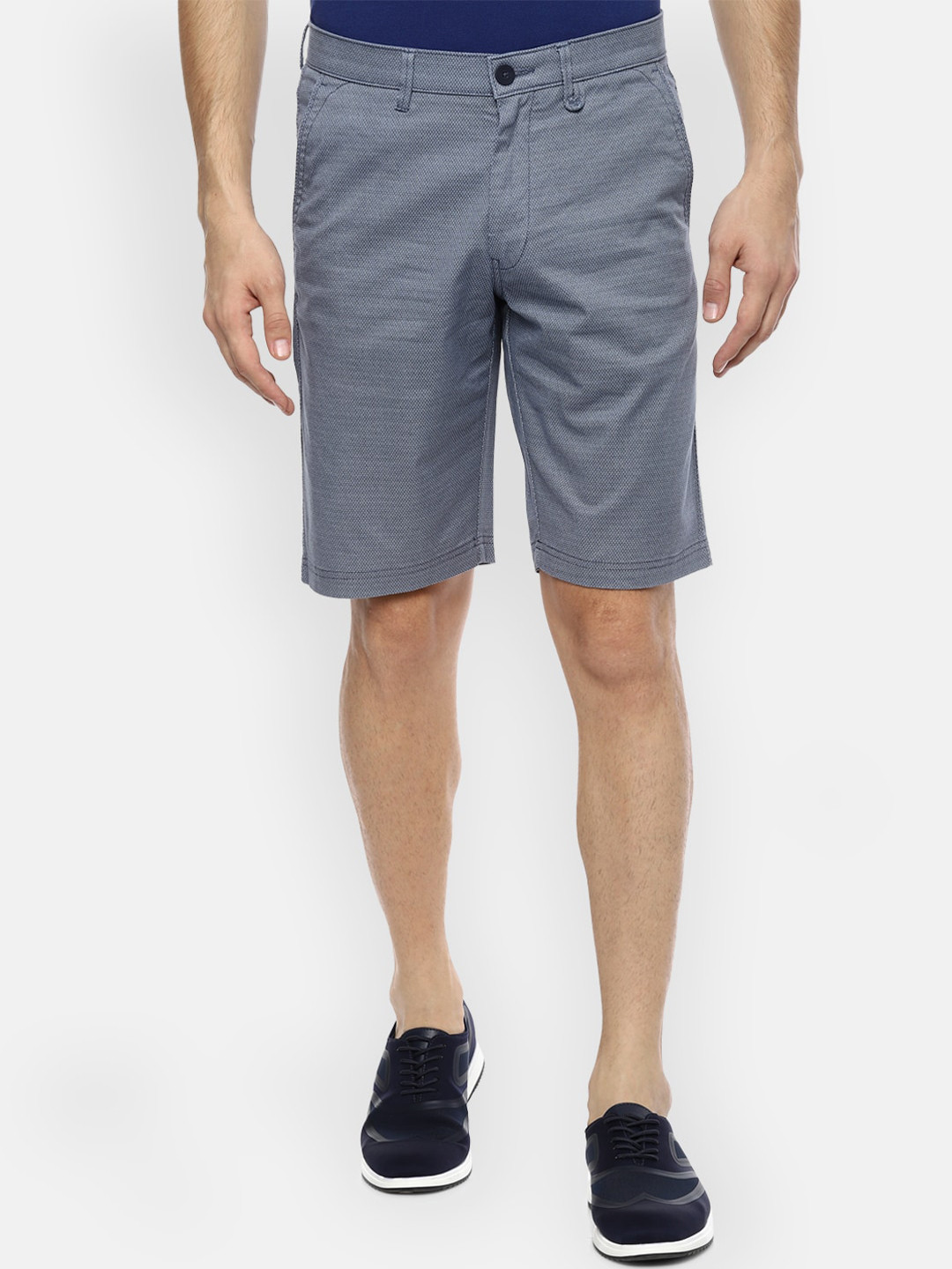 

Van Heusen Sport Men Grey Solid Regular Fit Regular Shorts