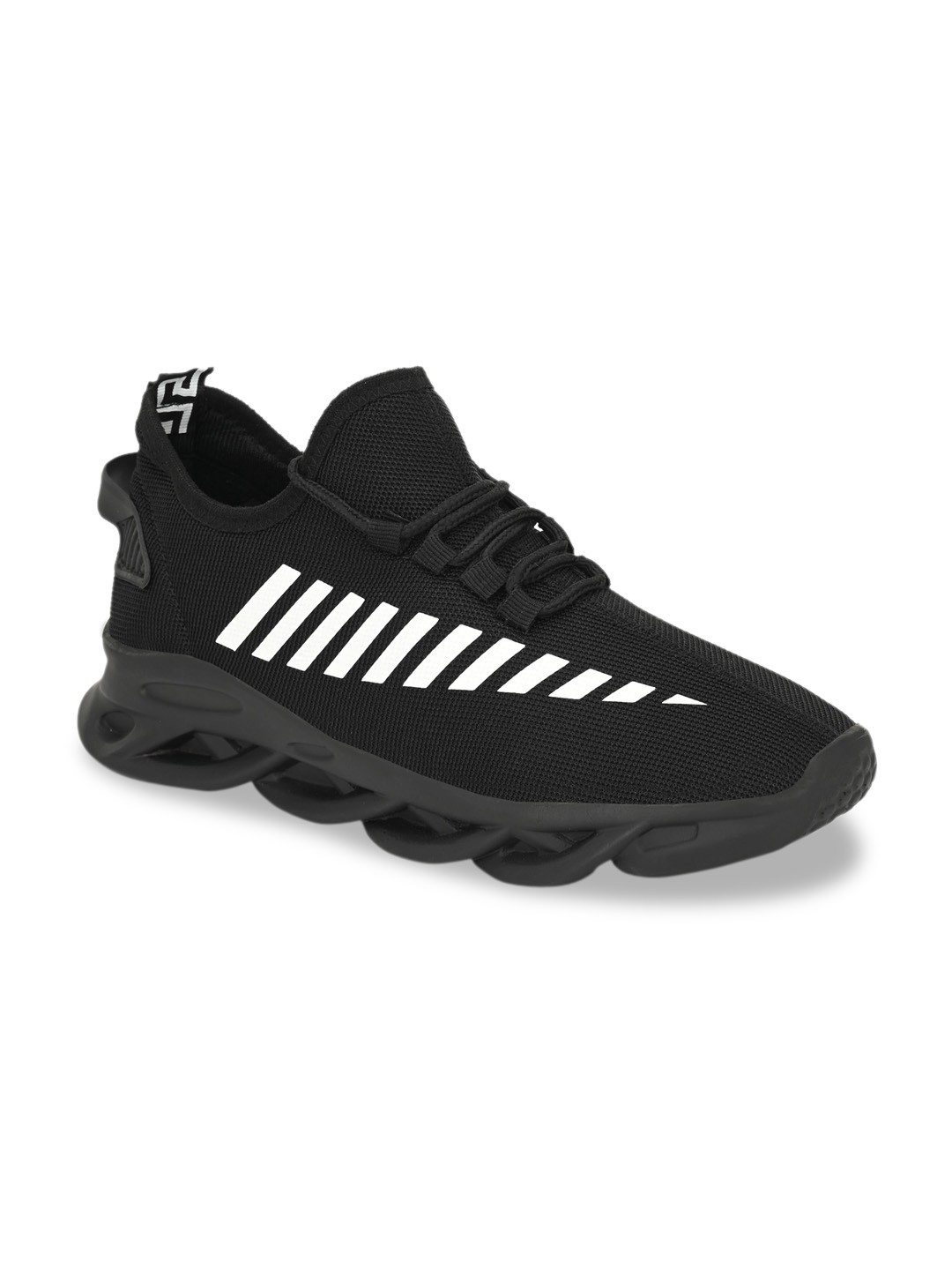 

ELIXIR MAN Men Black & White Printed Mesh Mid-Top Sneakers