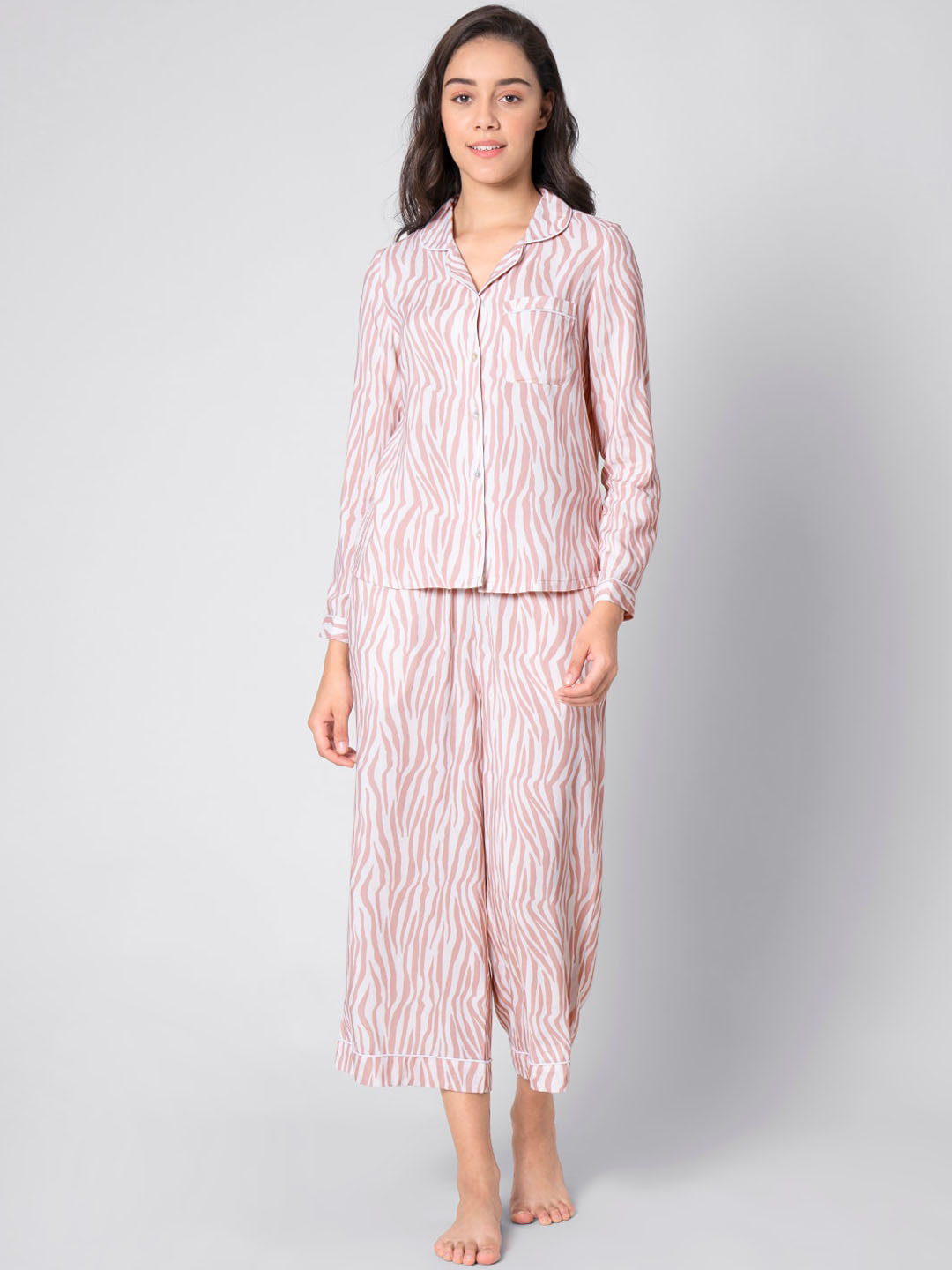 

FabAlley Women Pink & White Printed Night suit FCO00078A