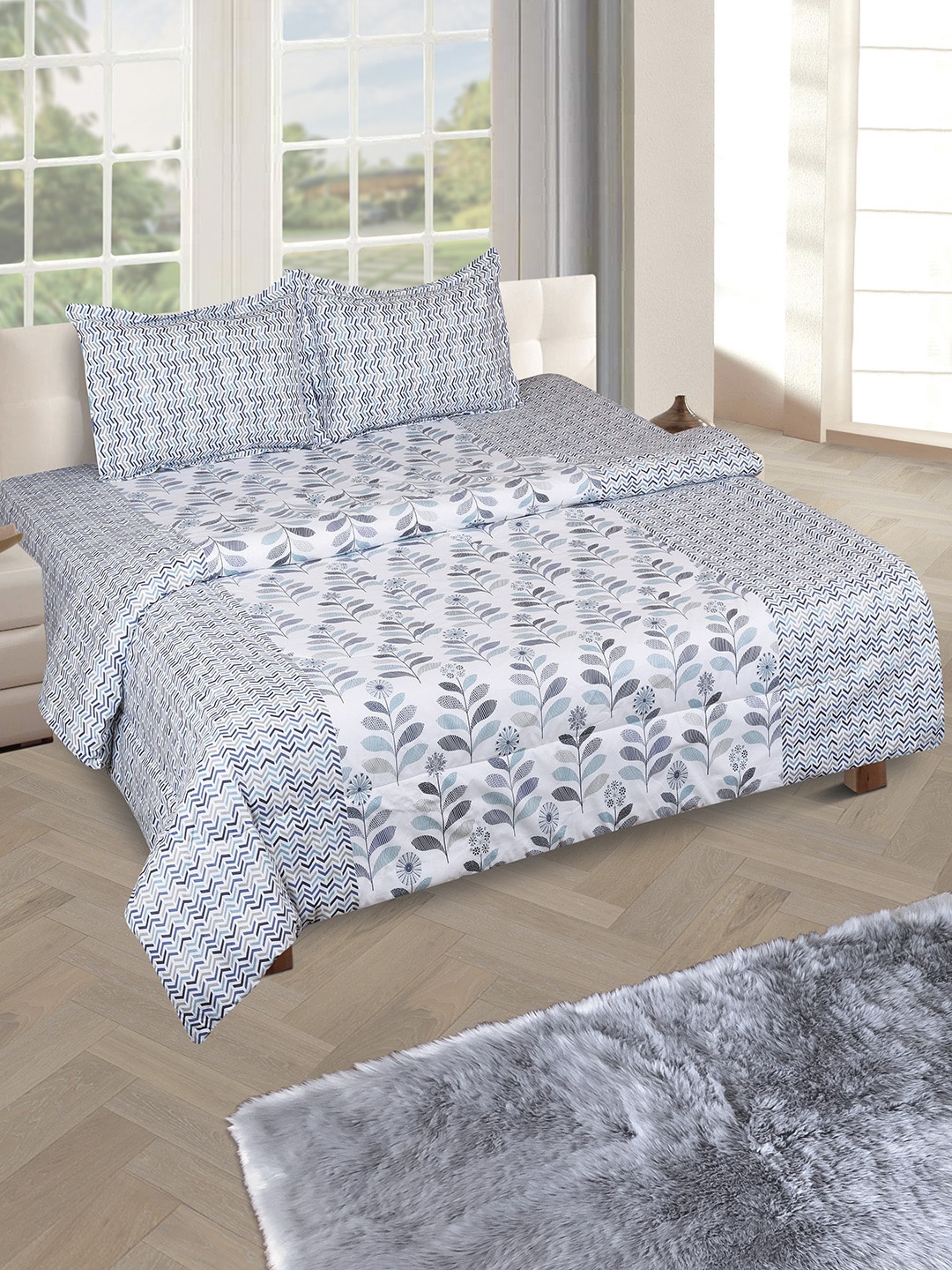 

ROMEE Off White & Grey Floral Print Bedding Set