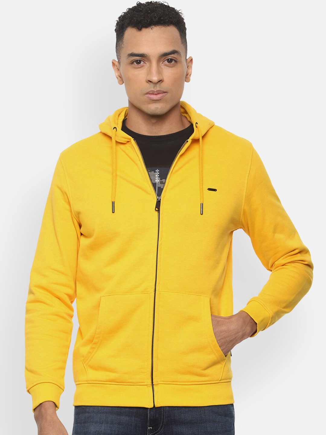 

Van Heusen Sport Men Yellow Solid Hooded Sweatshirt