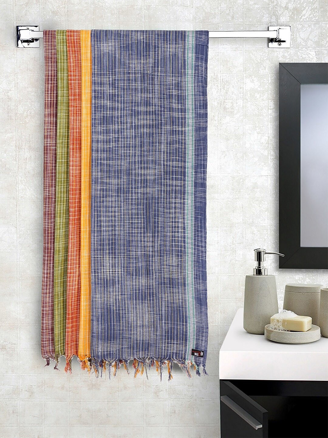 

KLOTTHE Set of 5 Assorted 150 GSM Bath Towels