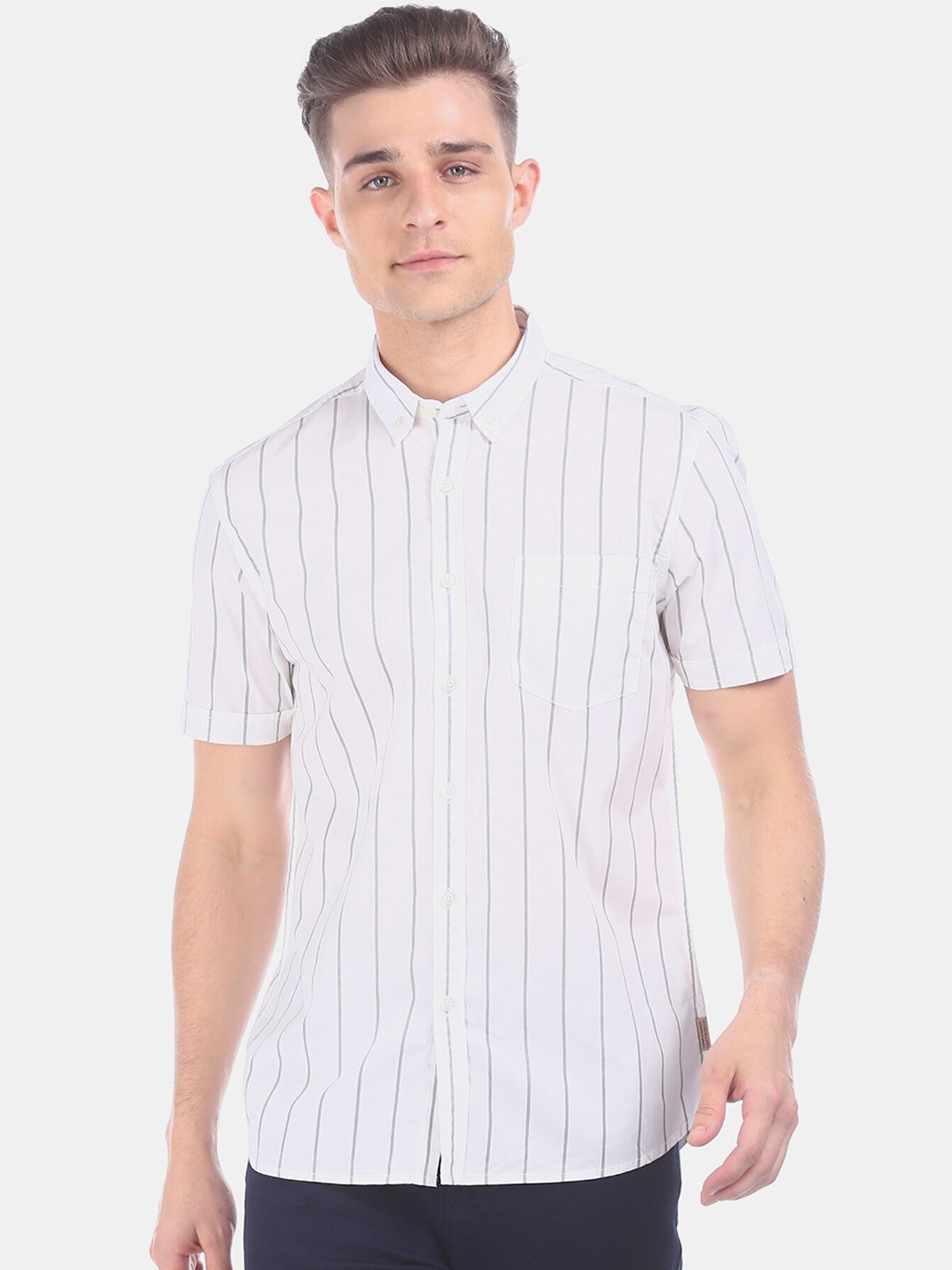 

Flying Machine Men White & Grey Regular Fit Striped Casual Shirt