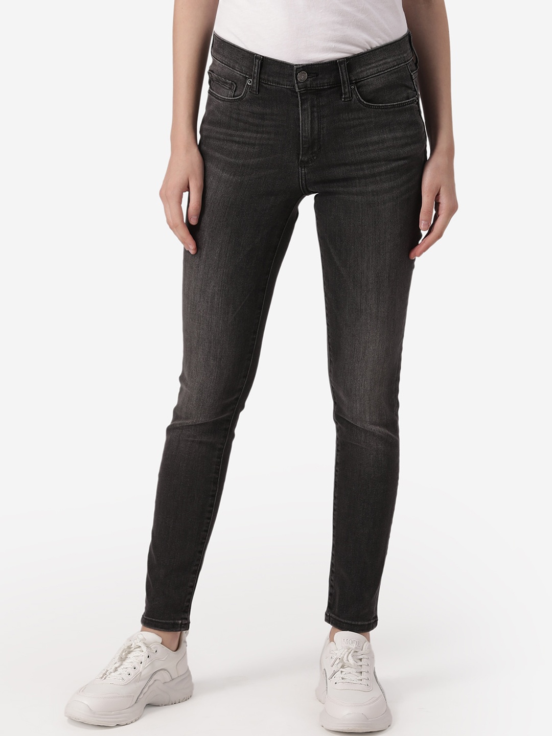 

Mode by Red Tape Women Black Skinny Fit Mid-Rise Clean Look Jeans
