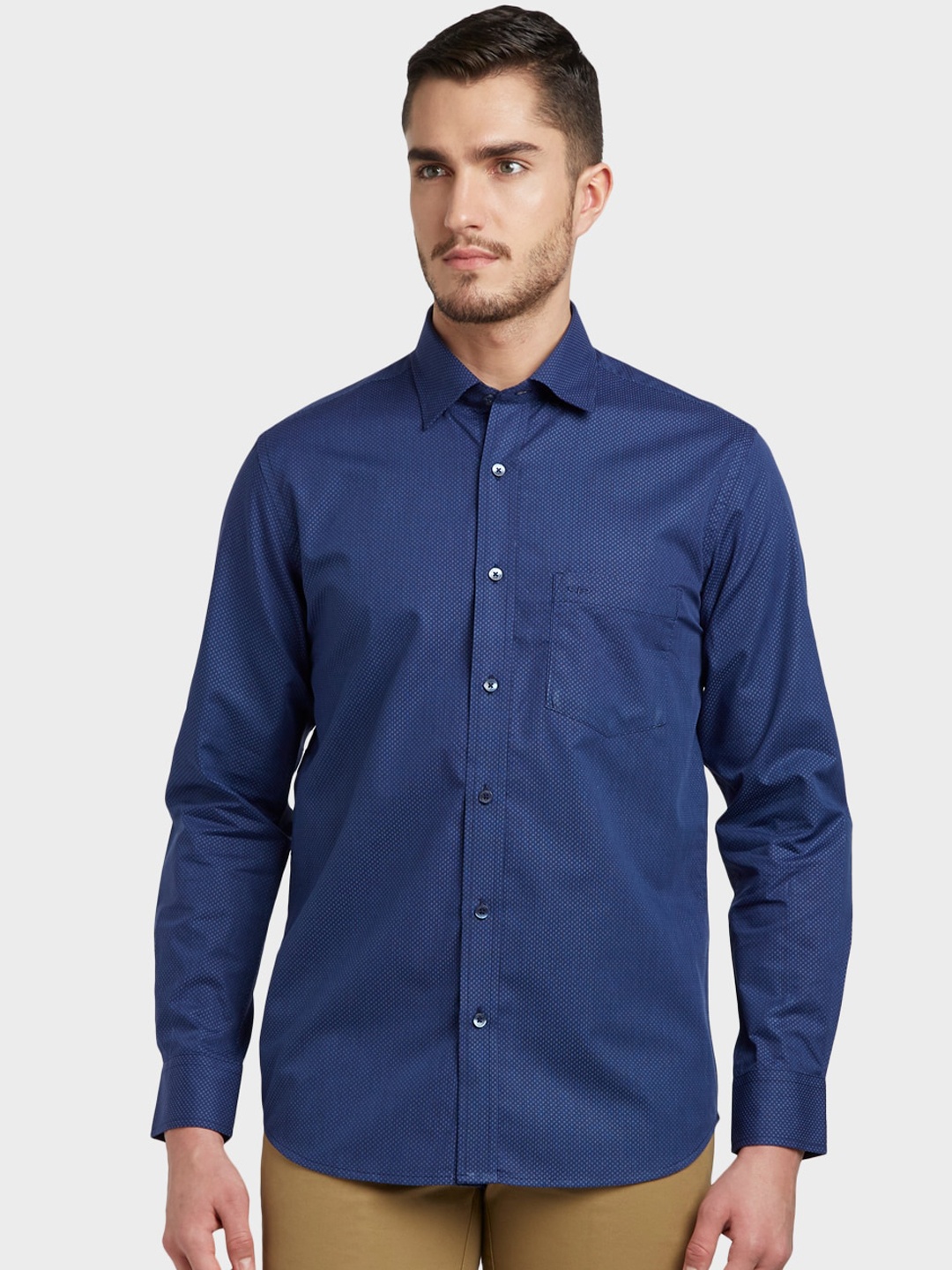 

ColorPlus Men Blue Slim Fit Solid Casual Shirt