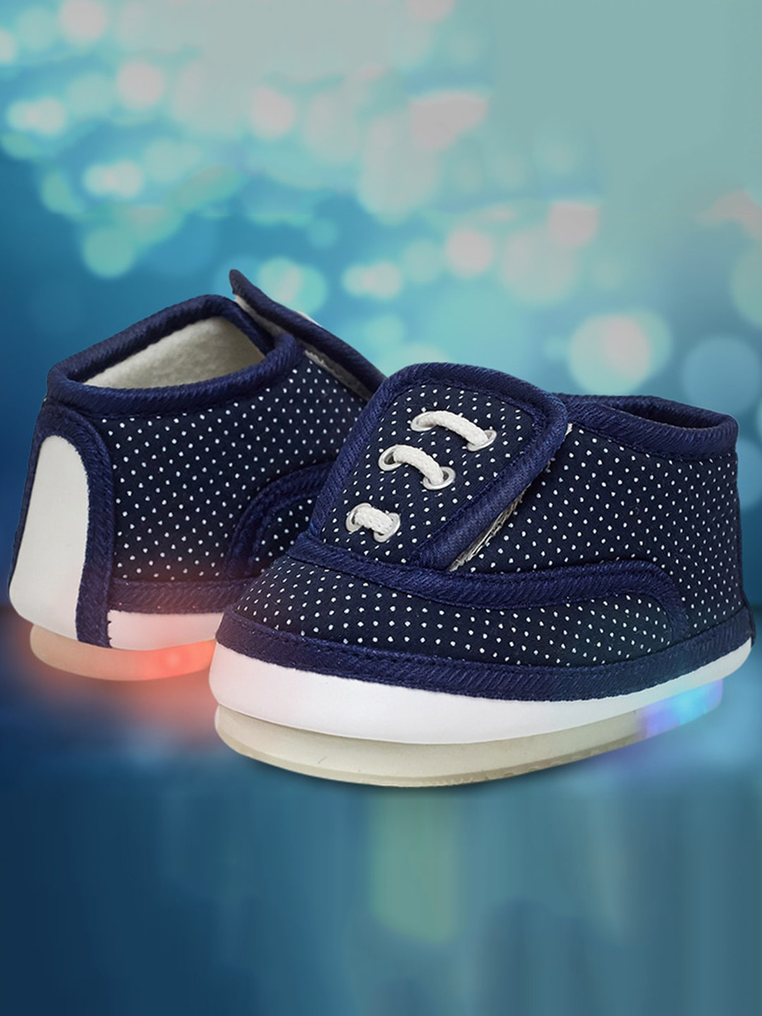

CHiU Infant Kids Navy Blue & White LED Slip-On Sneakers