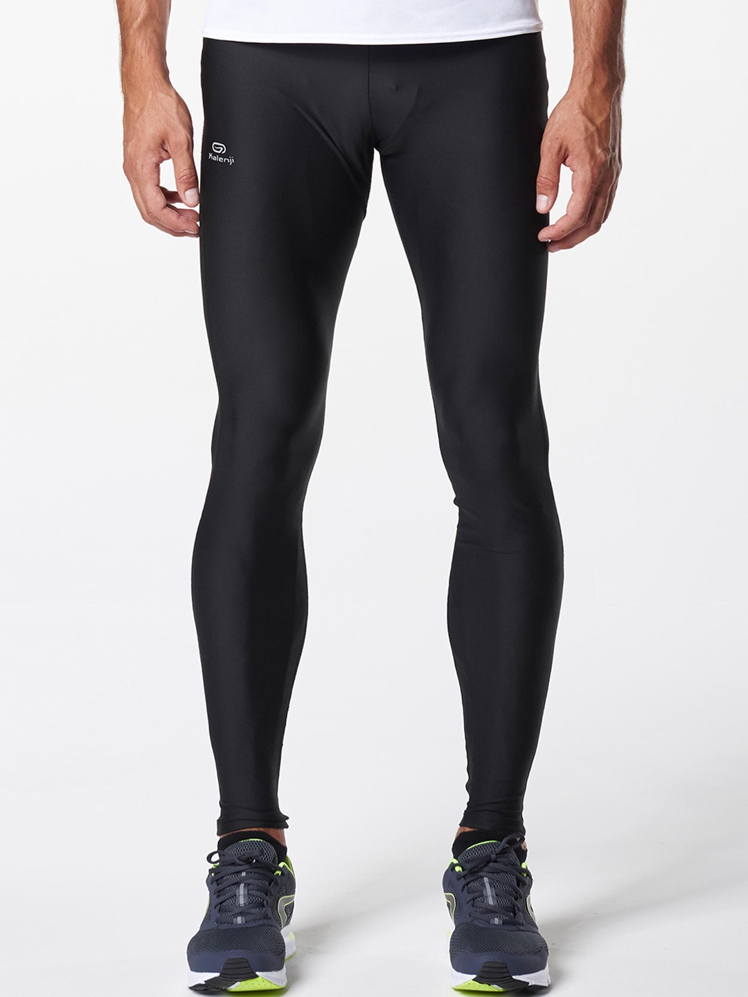 

Run Dry Men Black Solid Running Tights