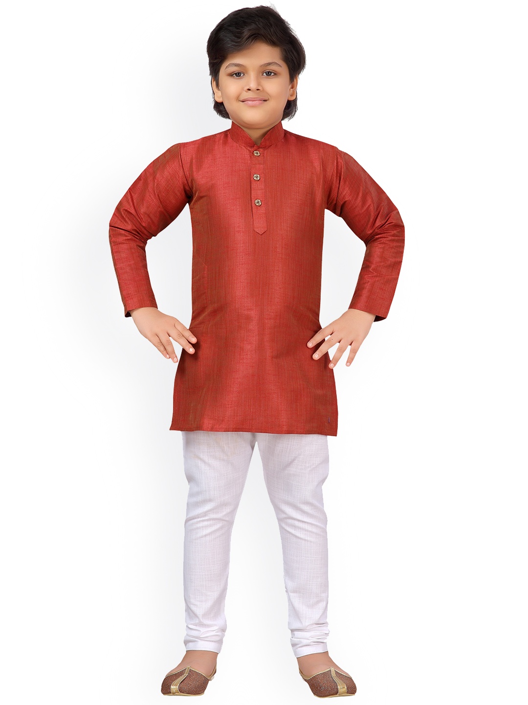 

Aj DEZInES Boys Red & White Solid Kurta with Pyjamas