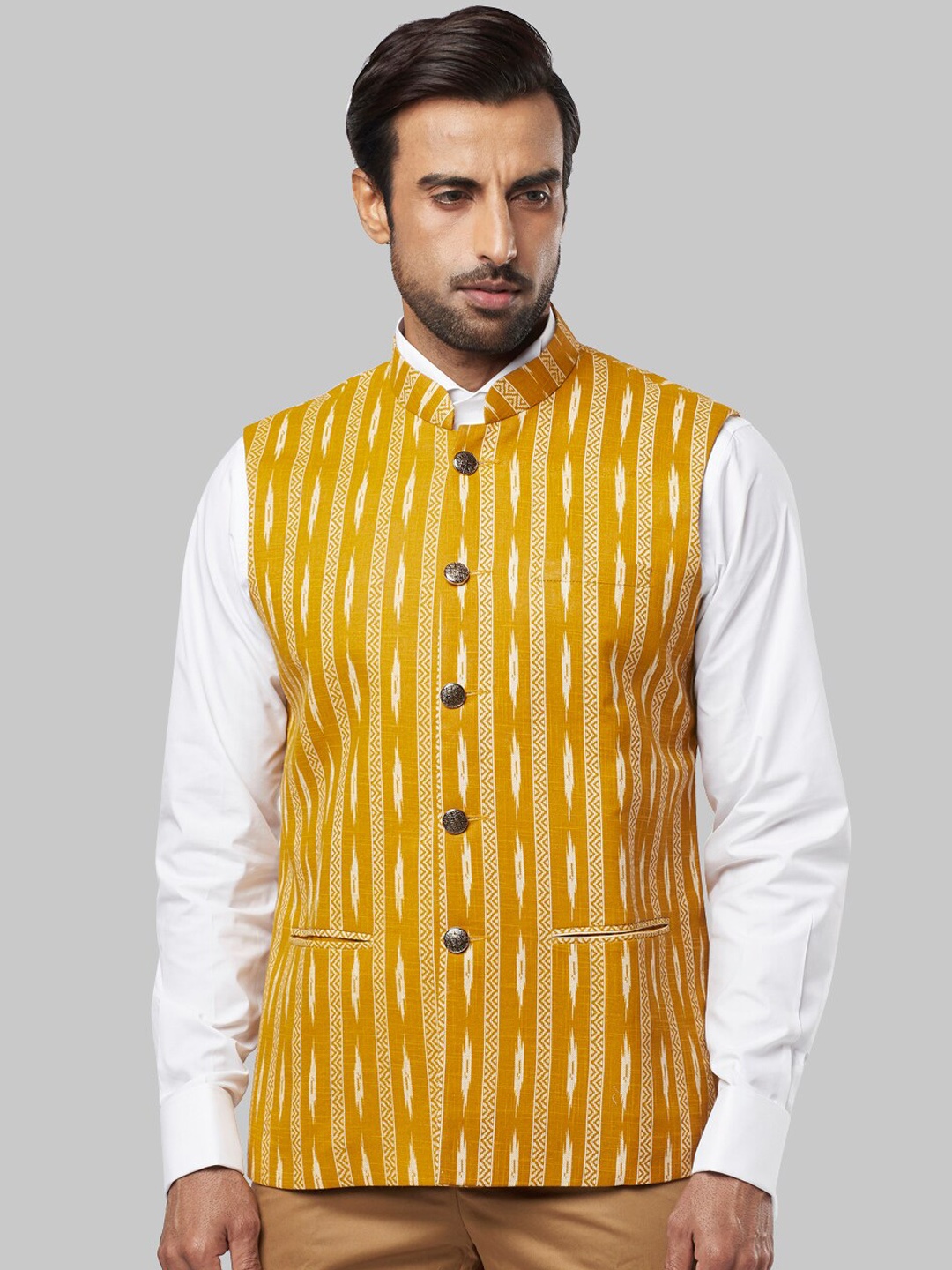 

Ethnix by Raymond Men Yellow Printed Lightweight Nehru Jacket
