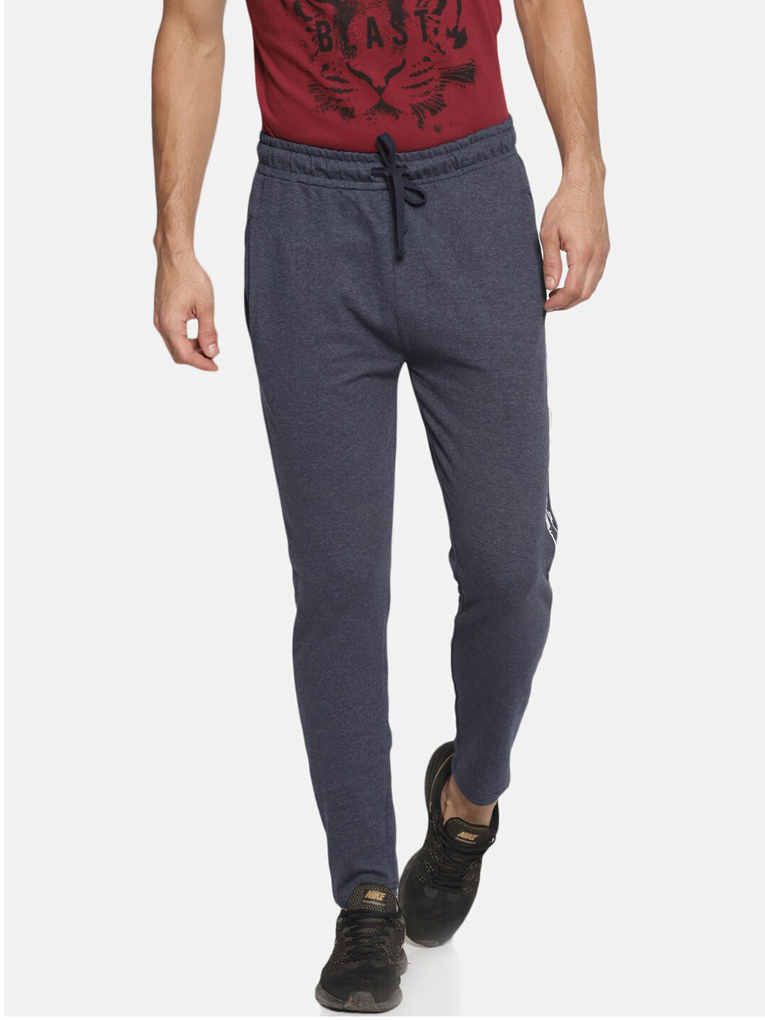 

Masculino Latino Men Blue Solid Track Pants