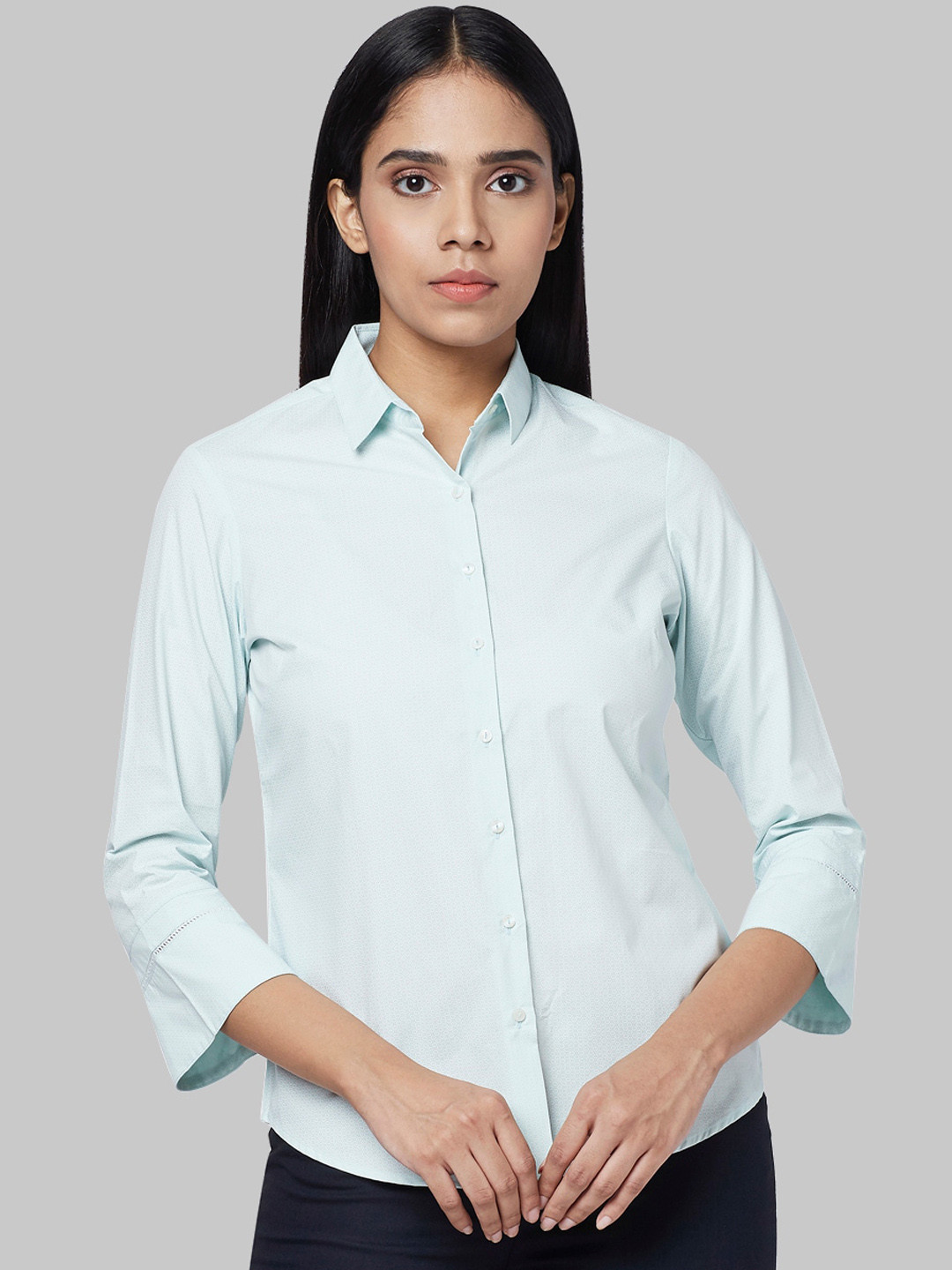 

Park Avenue Woman Sea Green Regular Fit Printed Casual Shirt