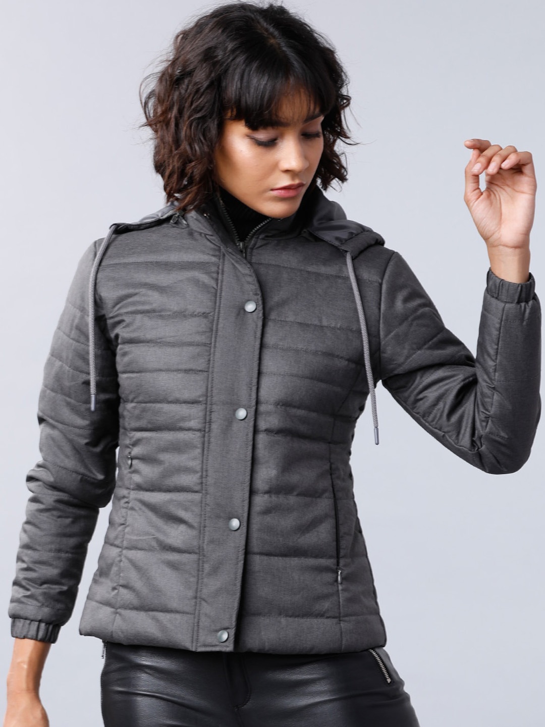 

Tokyo Talkies Women Black Solid Padded Jacket