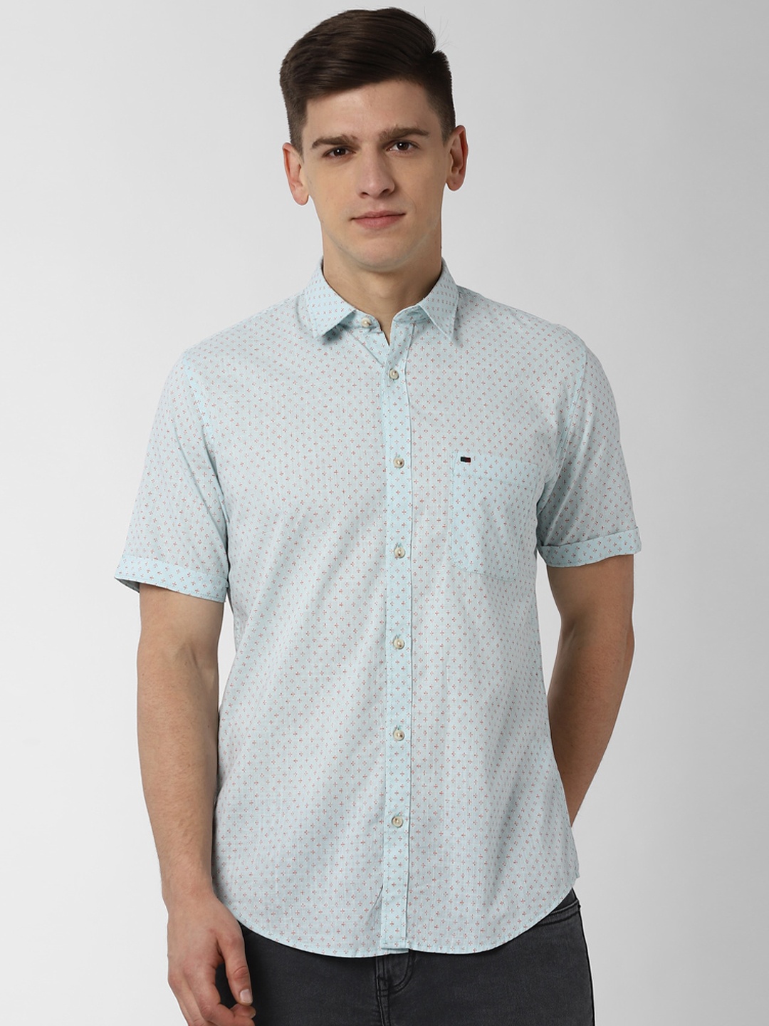 

Peter England Casuals Men Green Slim Fit Printed Casual Shirt