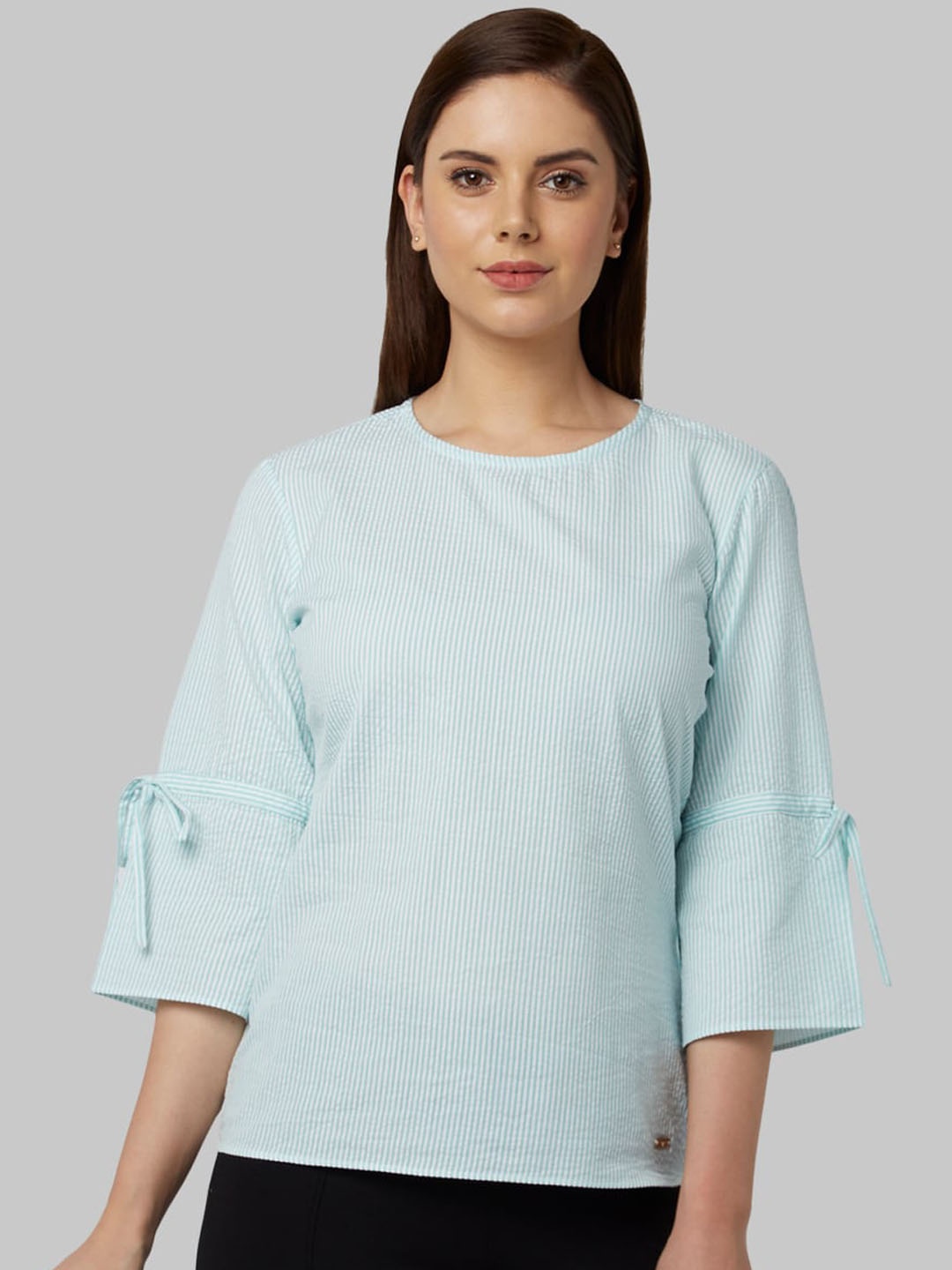 

Park Avenue Woman Women Turquoise Blue Striped Top