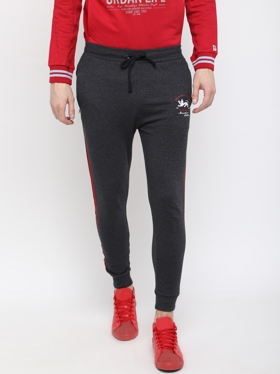 

Masculino Latino Men Charcoal Grey Solid Cotton Bio Washed Joggers