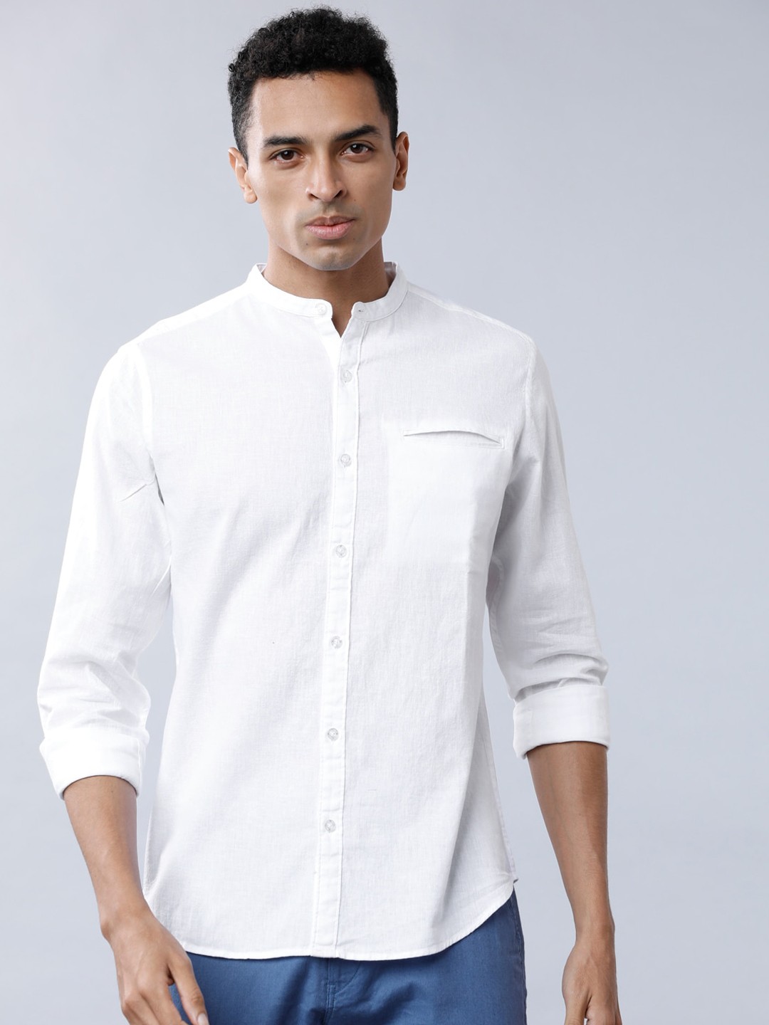 

HIGHLANDER Men White Slim Fit Solid Casual Shirt