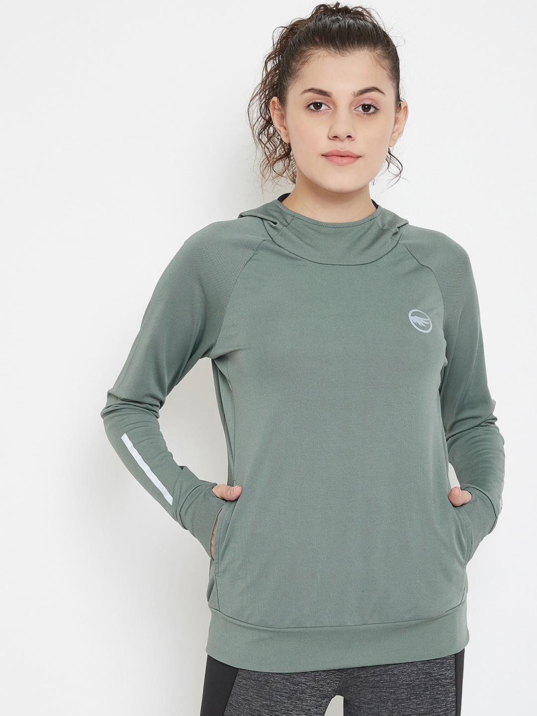 

PERFKT-U Women Green Solid Hooded Sweatshirt