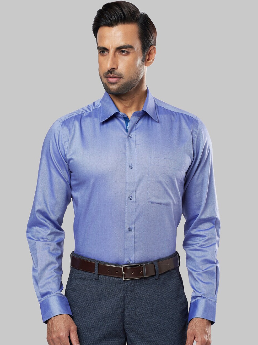 

Raymond Men Blue Regular Fit Solid Formal Shirt