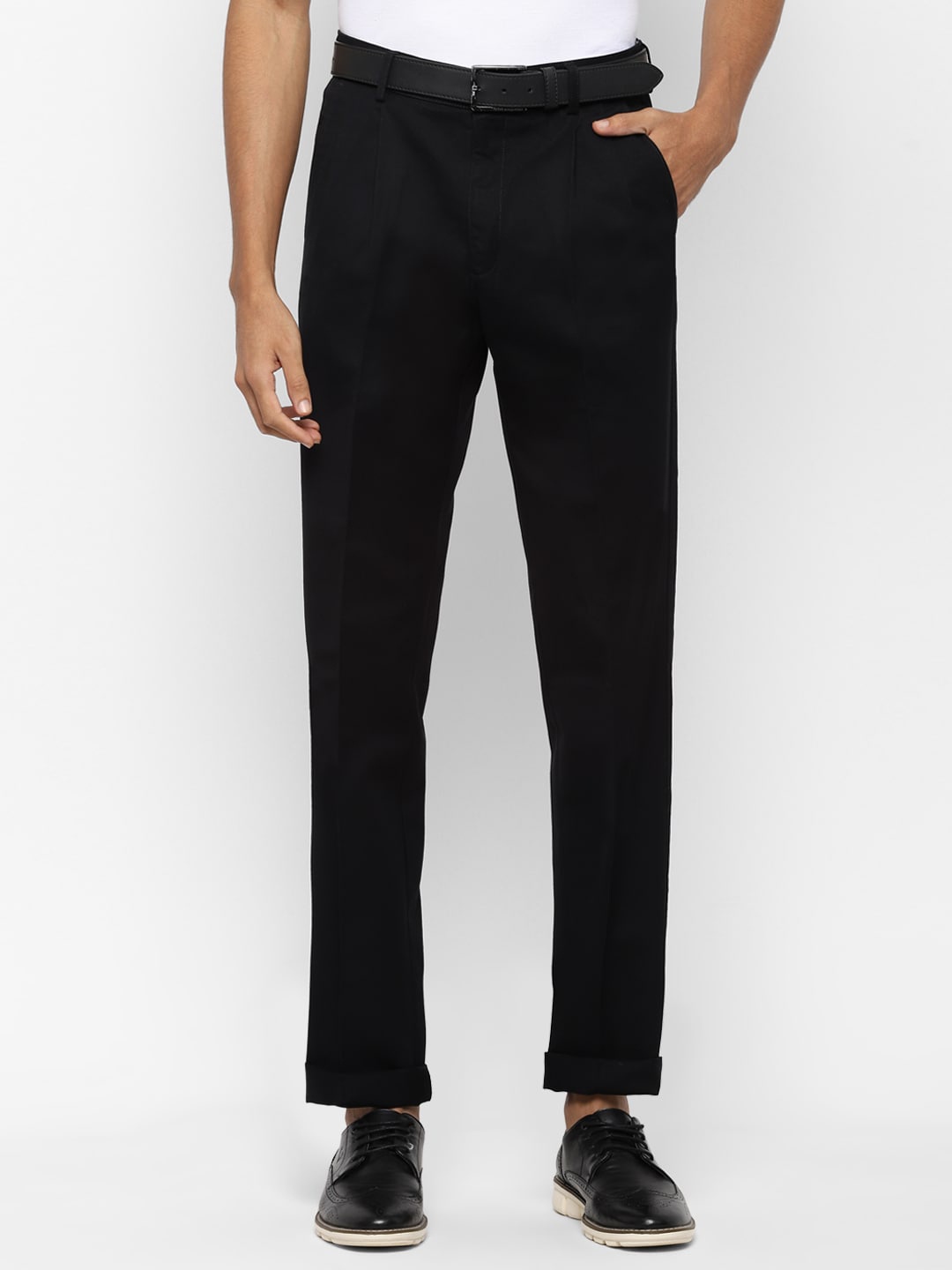 

Allen Solly Men Black Regular Fit Solid Regular Trousers