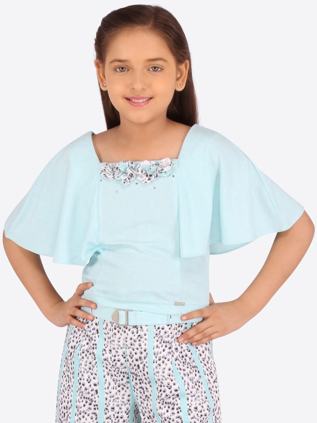 

CUTECUMBER Girls Turquoise Blue Solid Cape Top