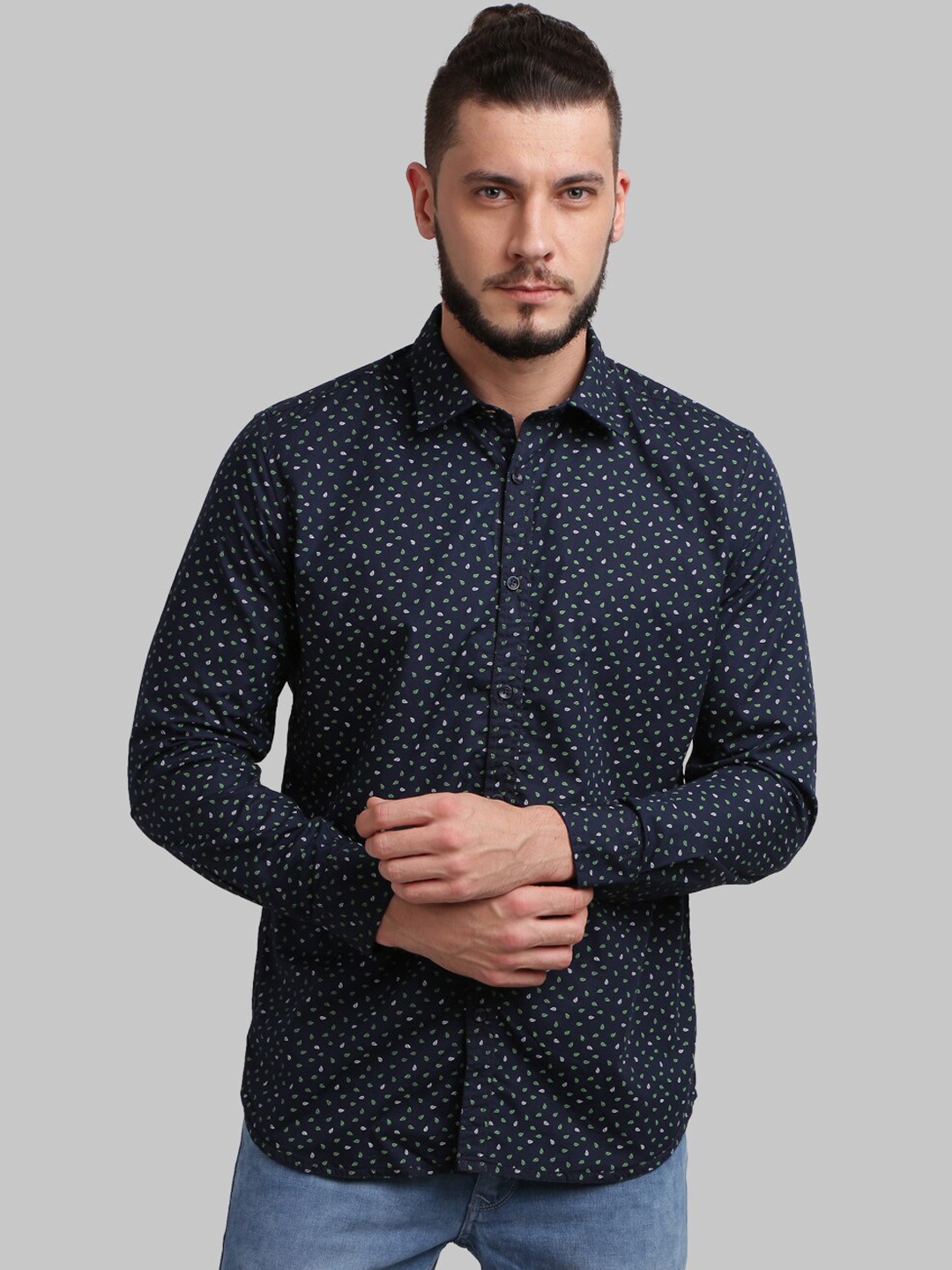 

Parx Men Navy Blue Regular Fit Printed Casual Shirt