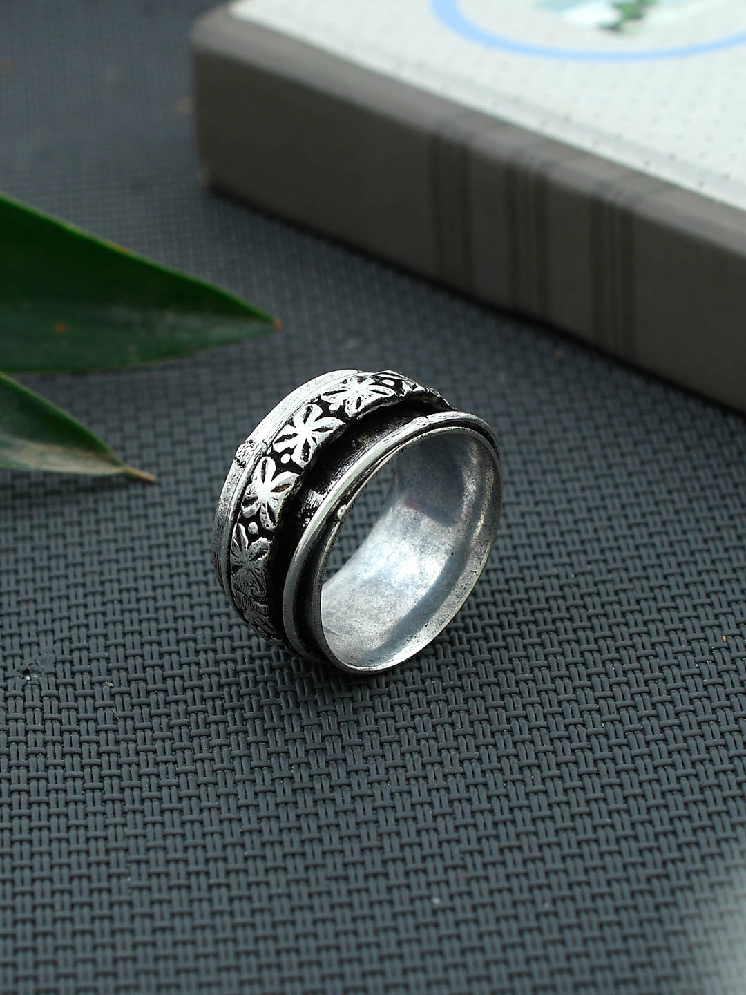 

Silvermerc Oxidized Silver-Plated Handcrafted Finger Ring