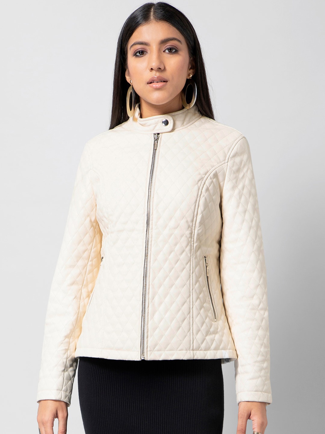 

FabAlley Women White Solid Lightweight Quilted Jacket