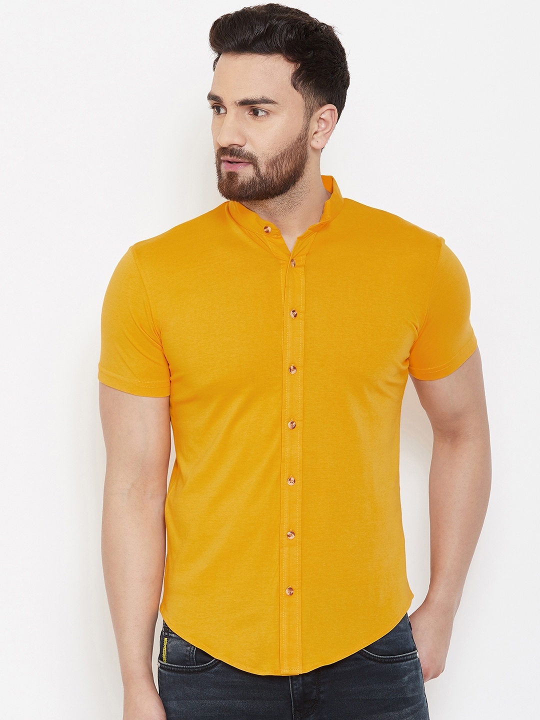 

GESPO Men Mustard Yellow Regular Fit Solid Casual Shirt
