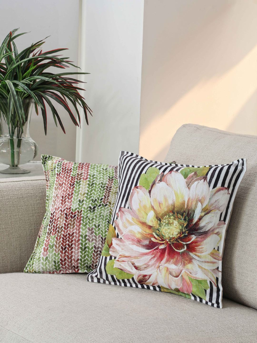 

BLUE BOAT Multicoloured Set of 2 Floral Square Cushion Covers, Multi