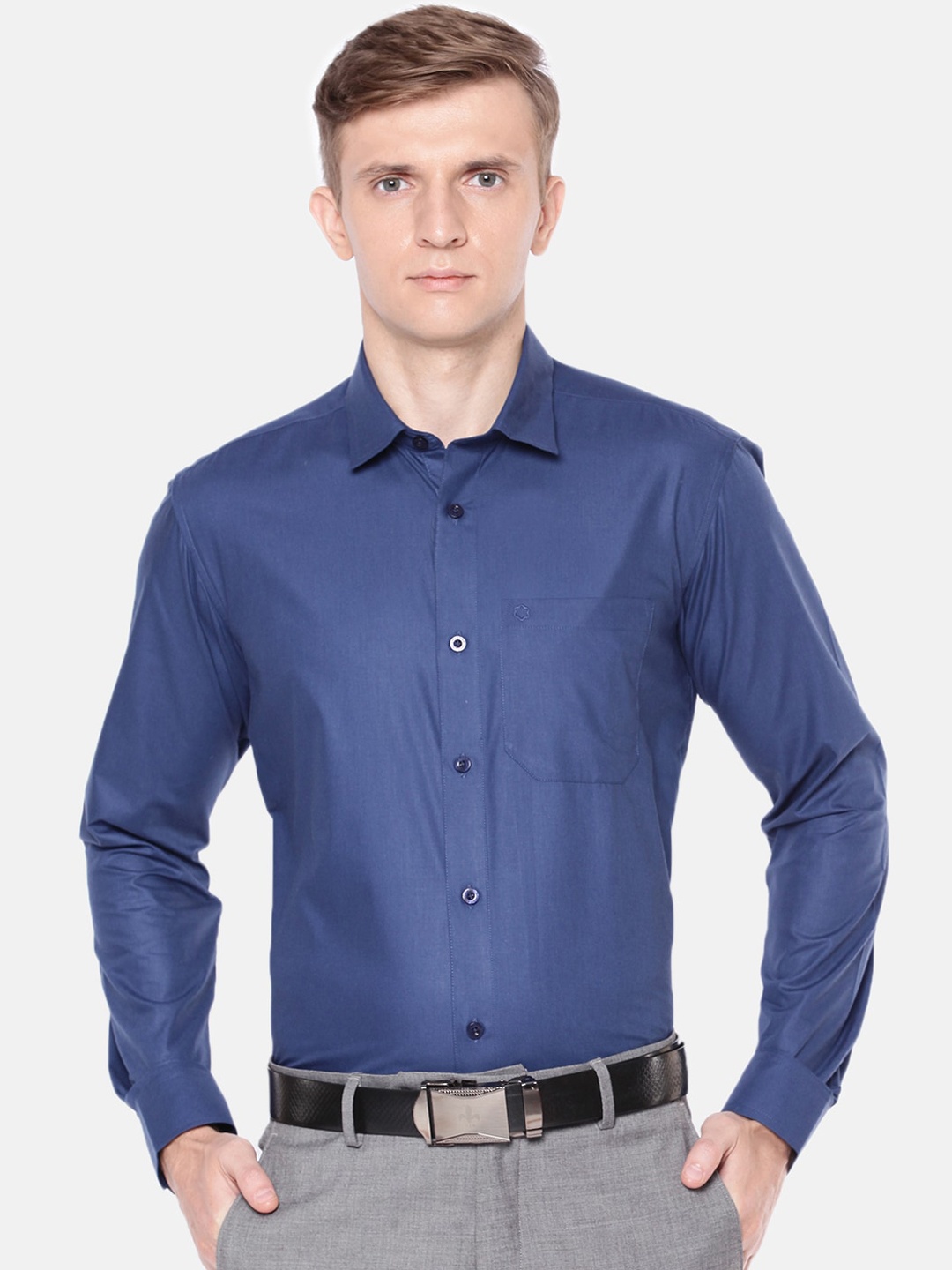 

Jansons Men Blue Regular Fit Solid Formal Shirt