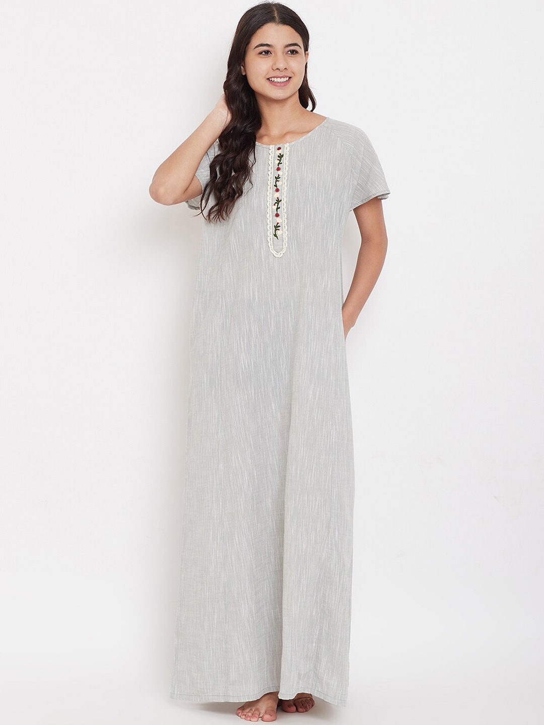 

The Kaftan Company Grey & White Striped Nightdress